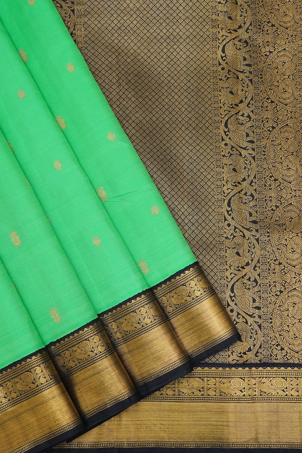 Bright green and black kai korvai clearance / kanjipuram silk