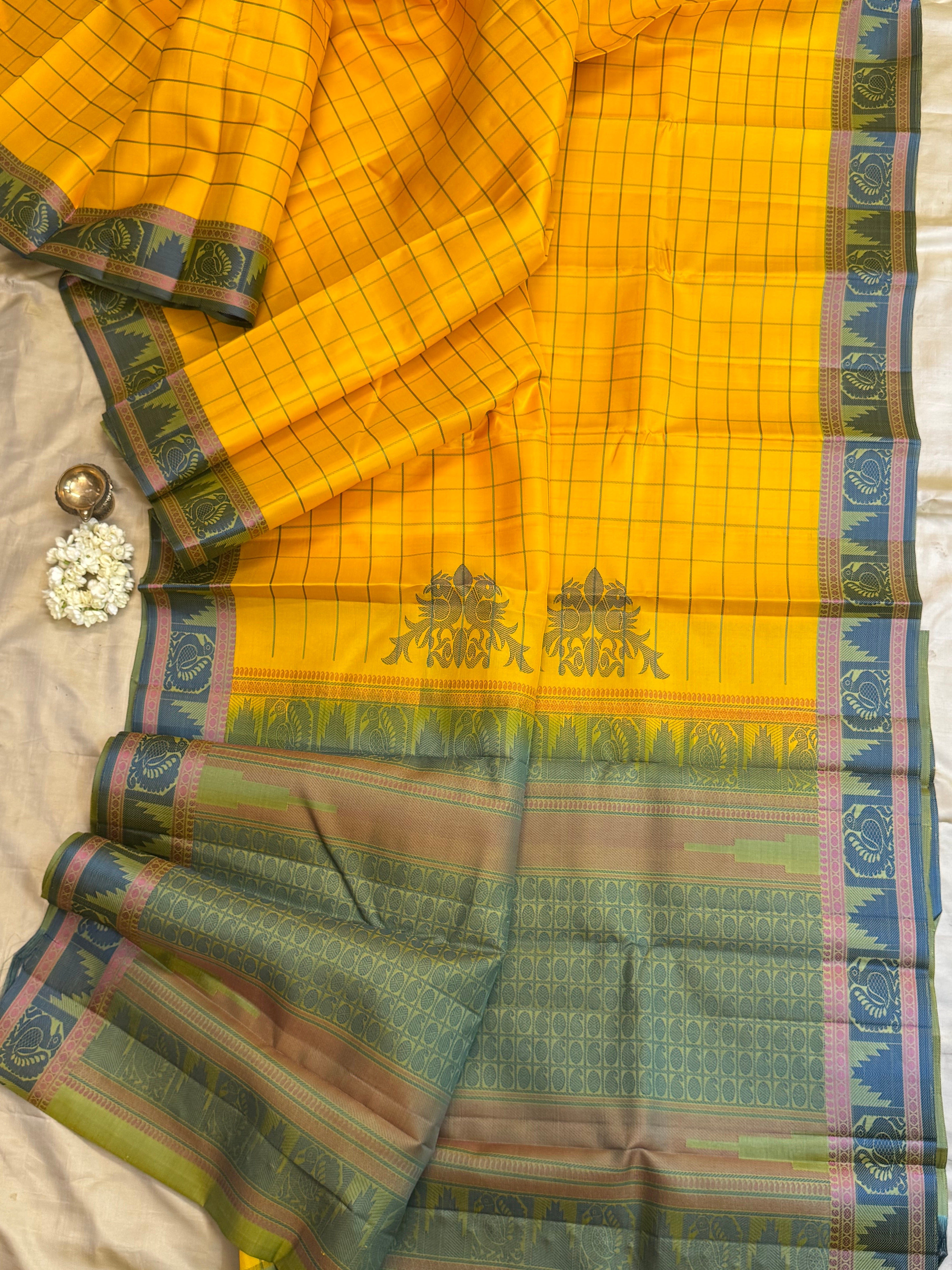 Manjal kattam/ Varnangal soft silk