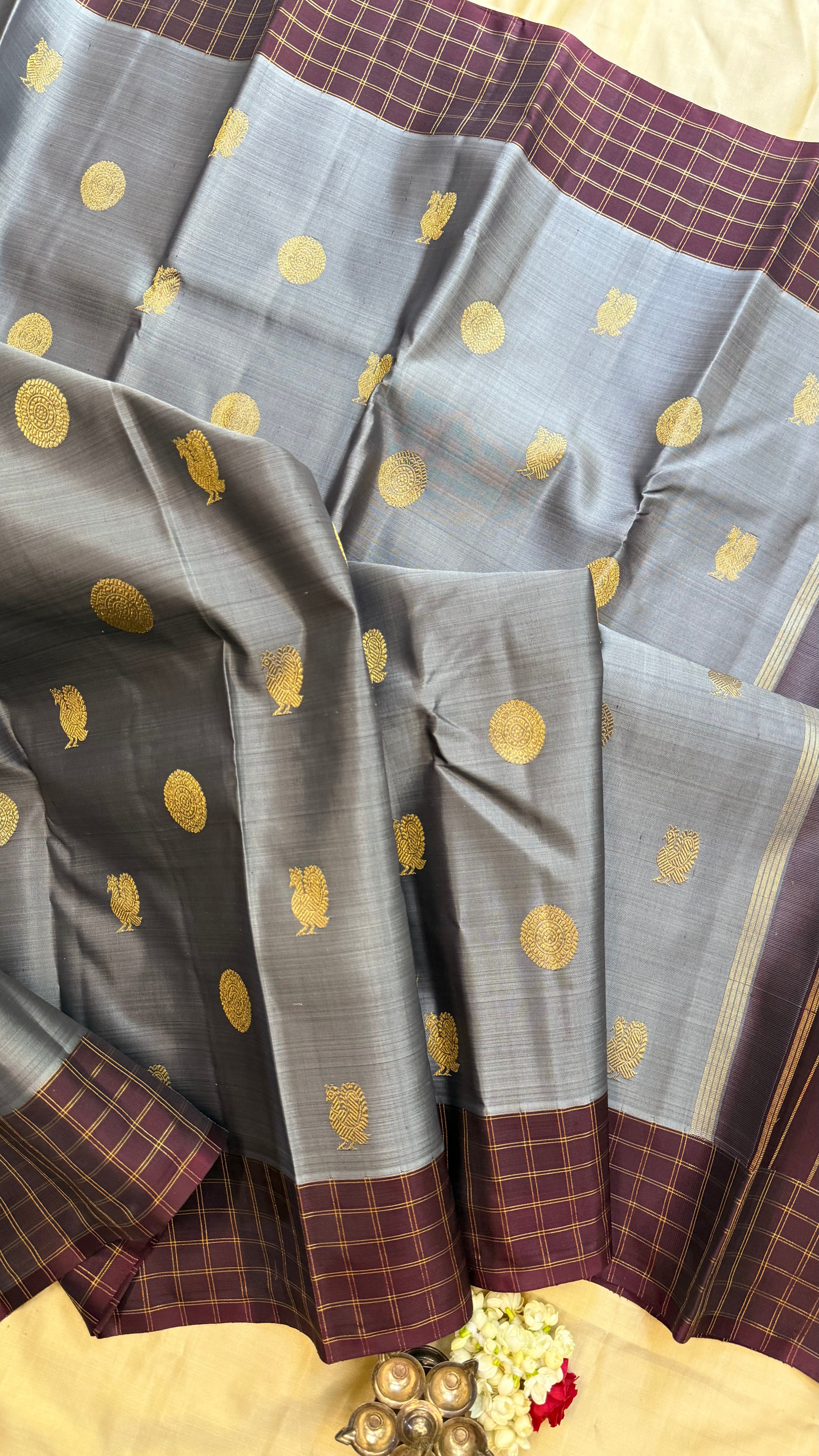Grey and brown checked border / Kanjipuram Silk