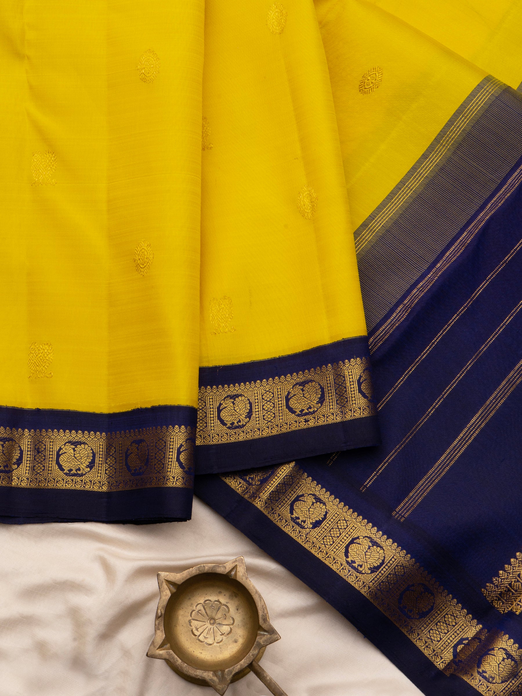 Yellow and blue annam small border/ Arani Silk Saree CLSA10107