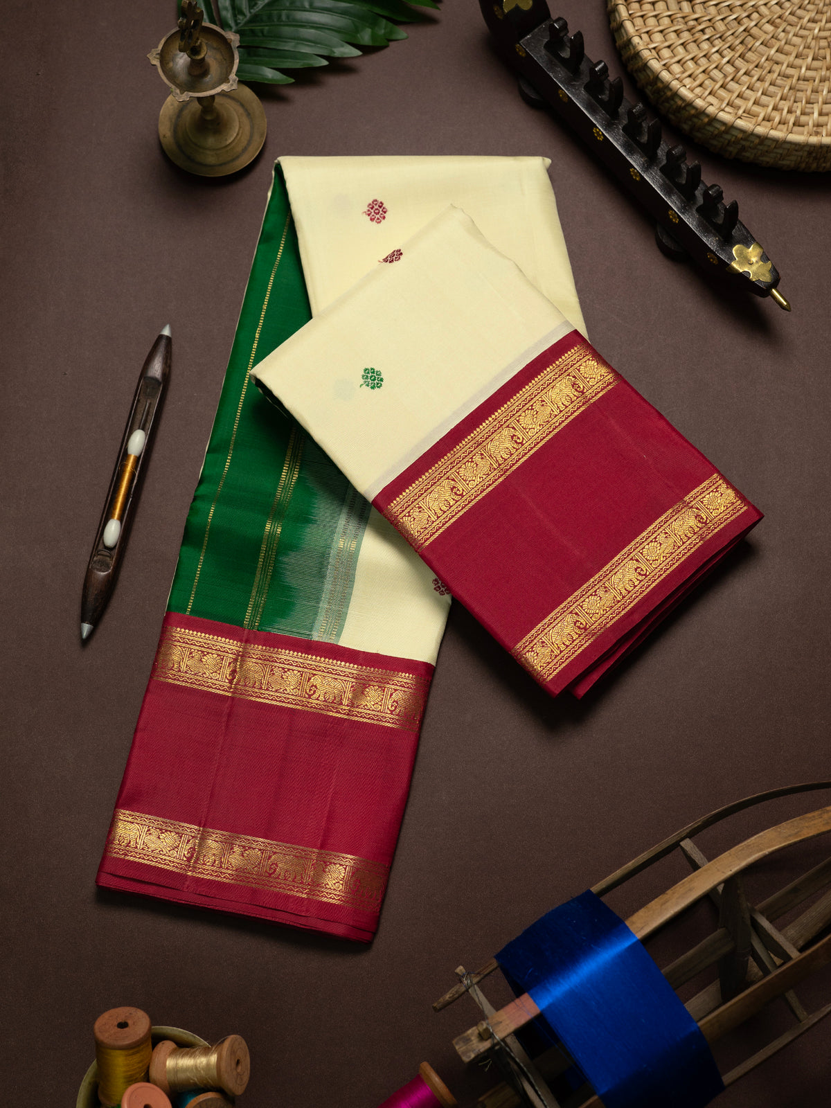 Off white double palla / Kanjipuram Silk Saree CLSA10867