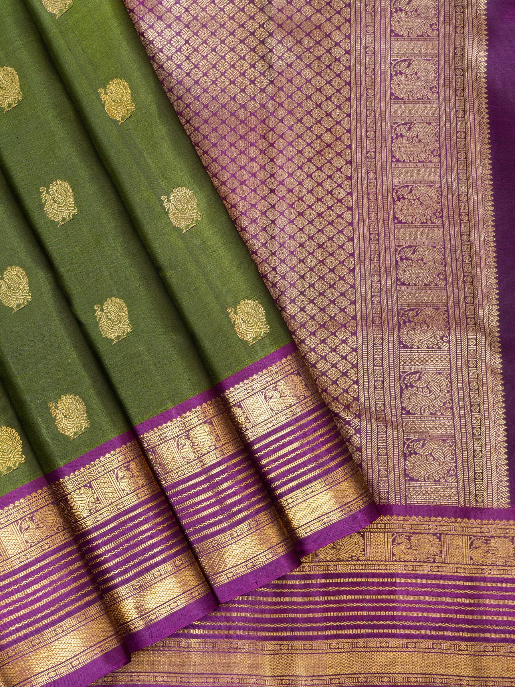 Leaf green and magenta / Arani silk CLSA2507