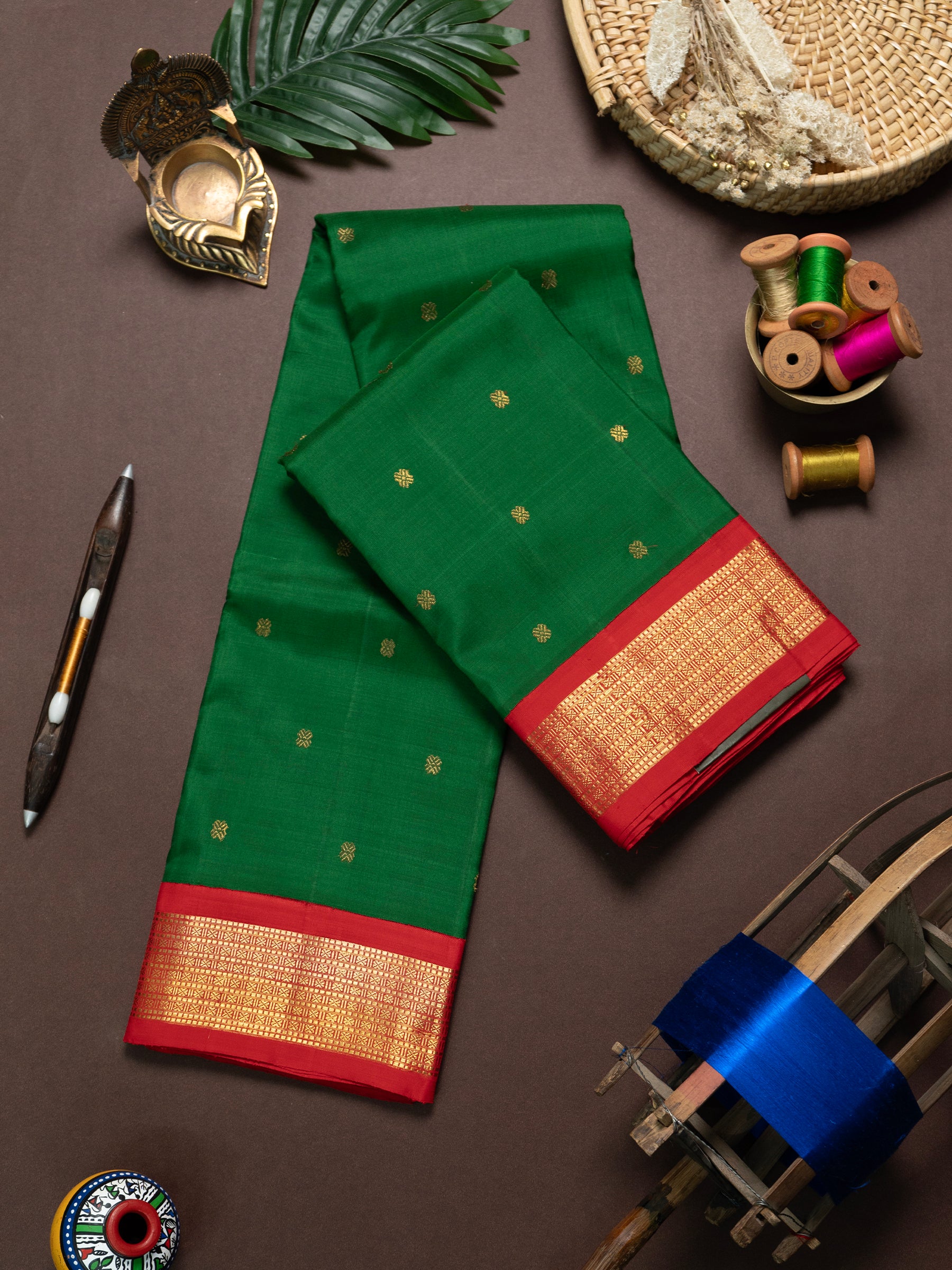 Forest green body Kamalam butta / Kanjipuram Silk Saree CLSA4436