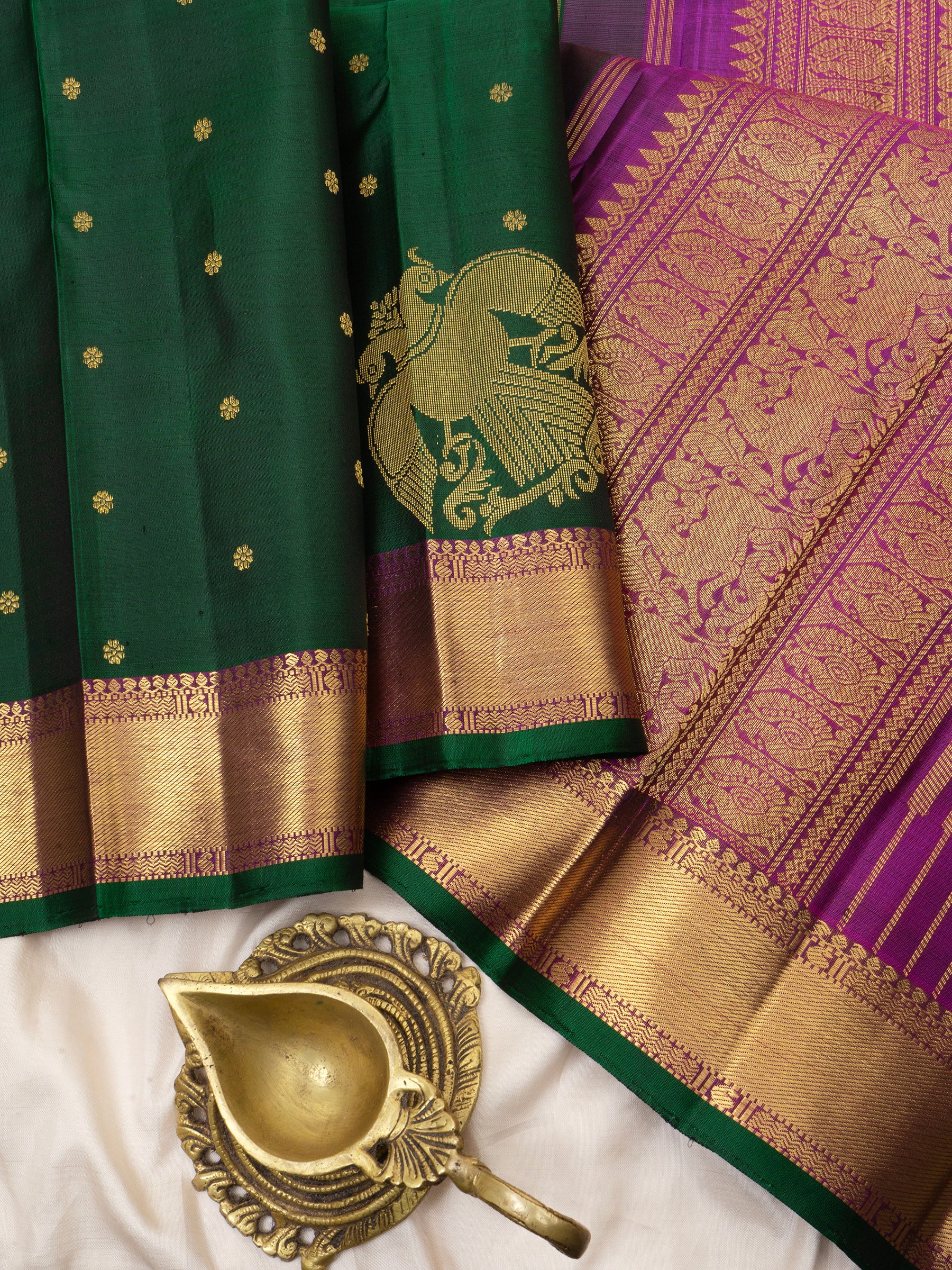 Dark green corner Butta / Kanjipuram Saree CLSA6267