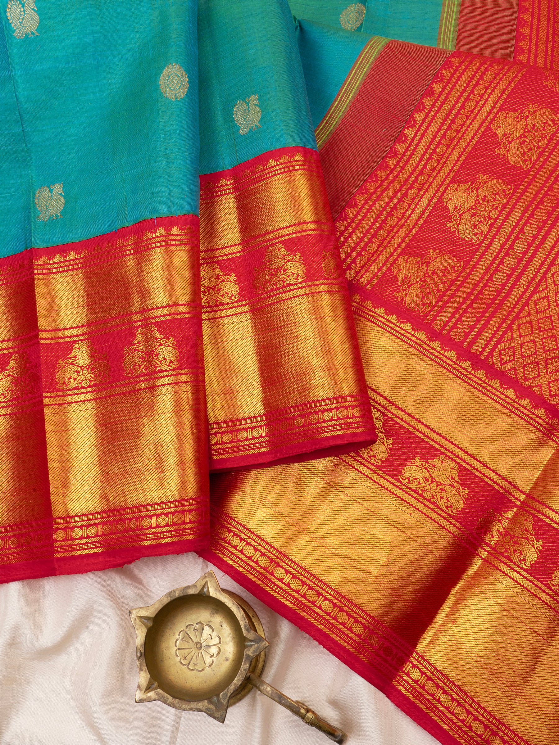 Turquoise blue Korvai / Arani Silk Saree CLSA6691