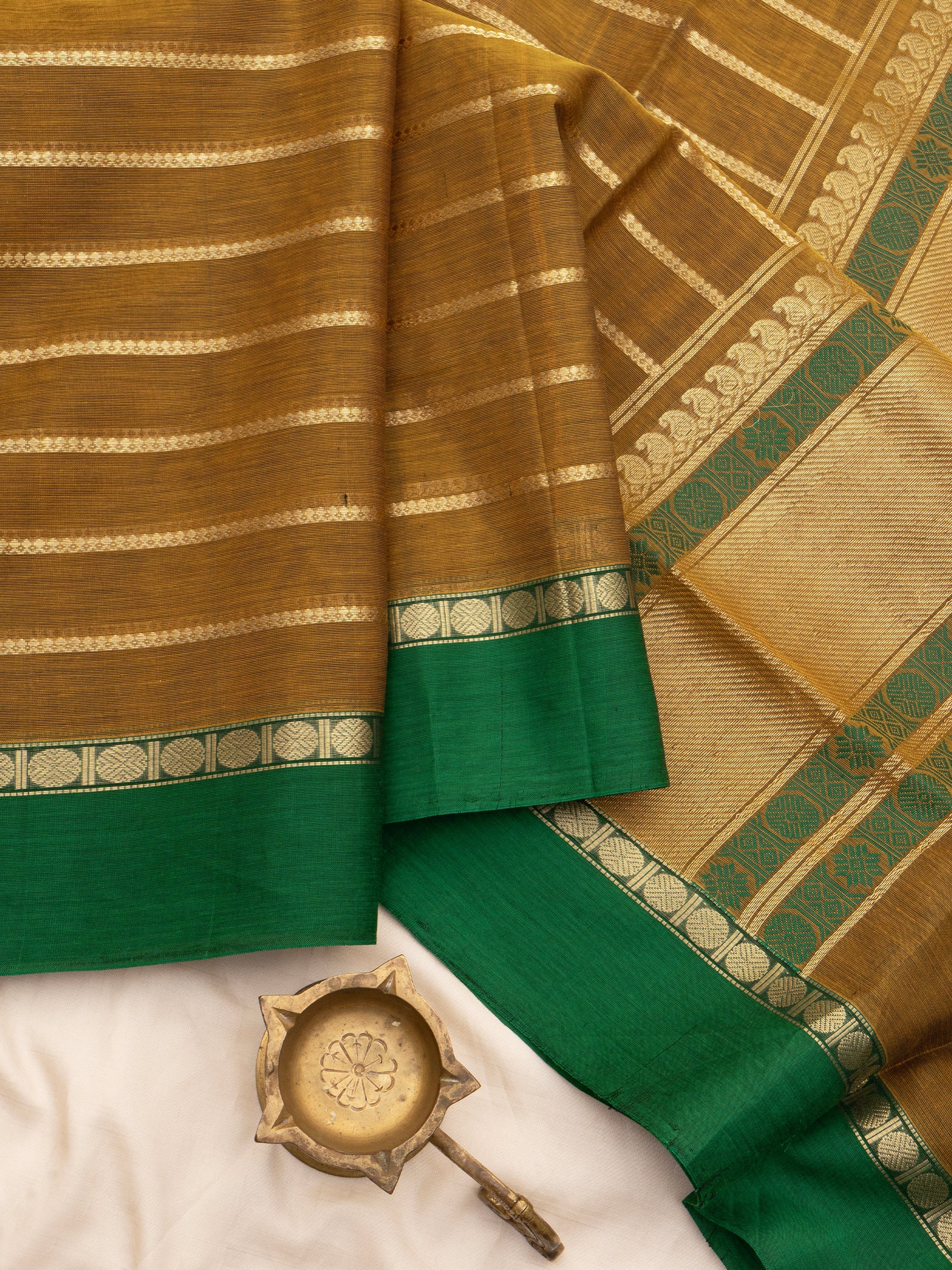 Mustard shot green veldhari/ Silk Cotton Saree CLSA7423