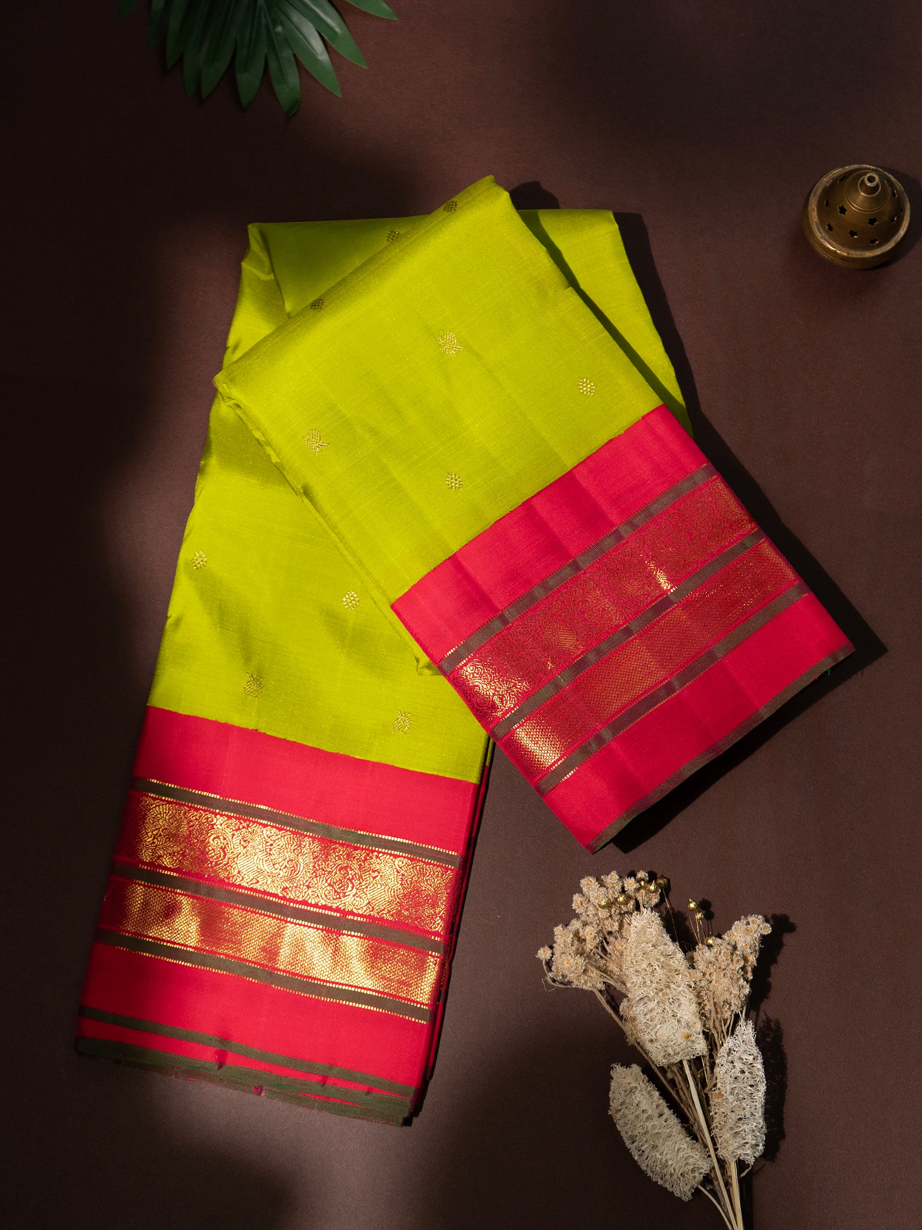 Green and pink varisapet border kai korvai / Kanjipuram silk Saree CLSA7750