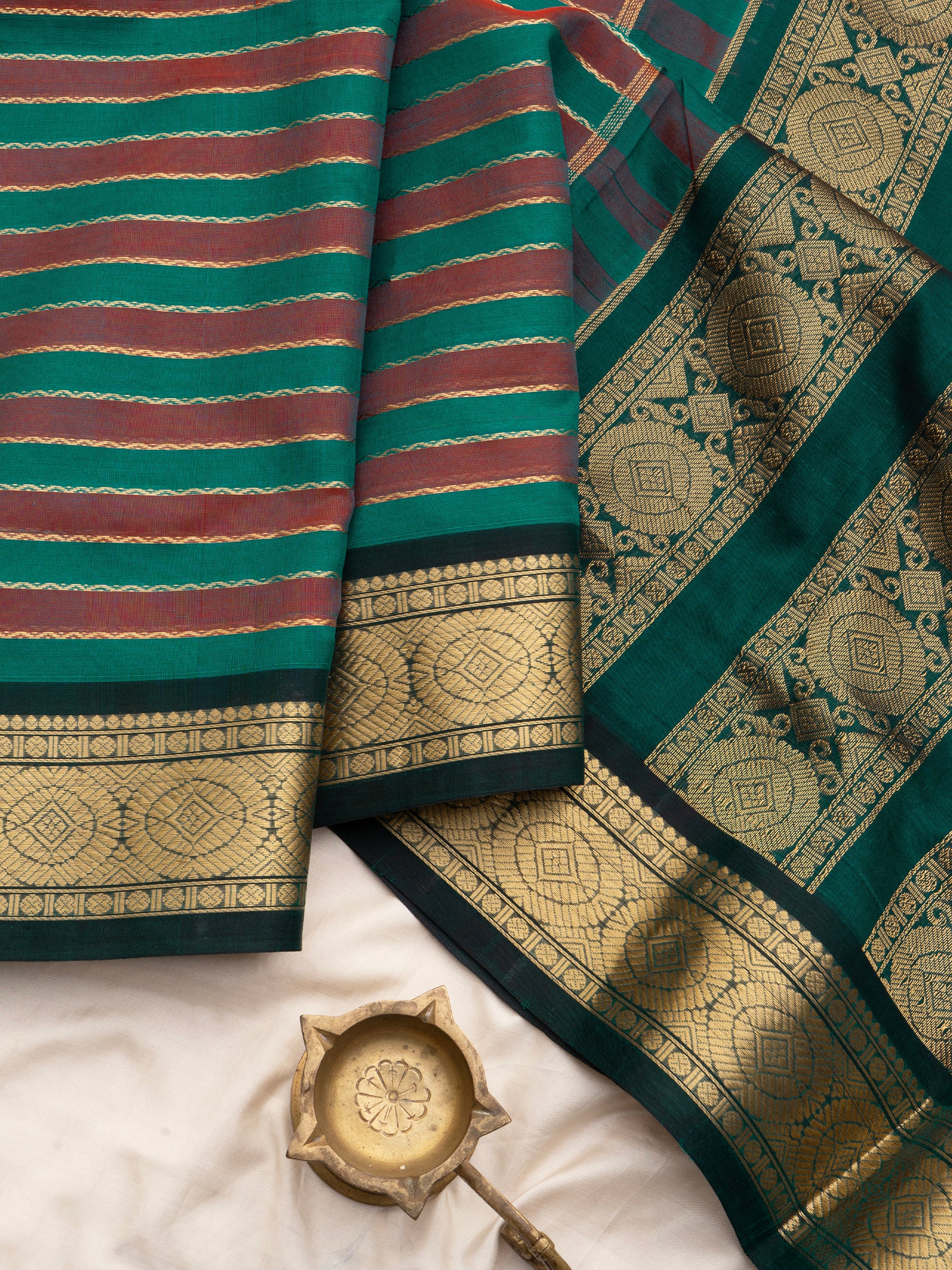 Vintage veldhari/ Silk Cotton Saree CLSA8340