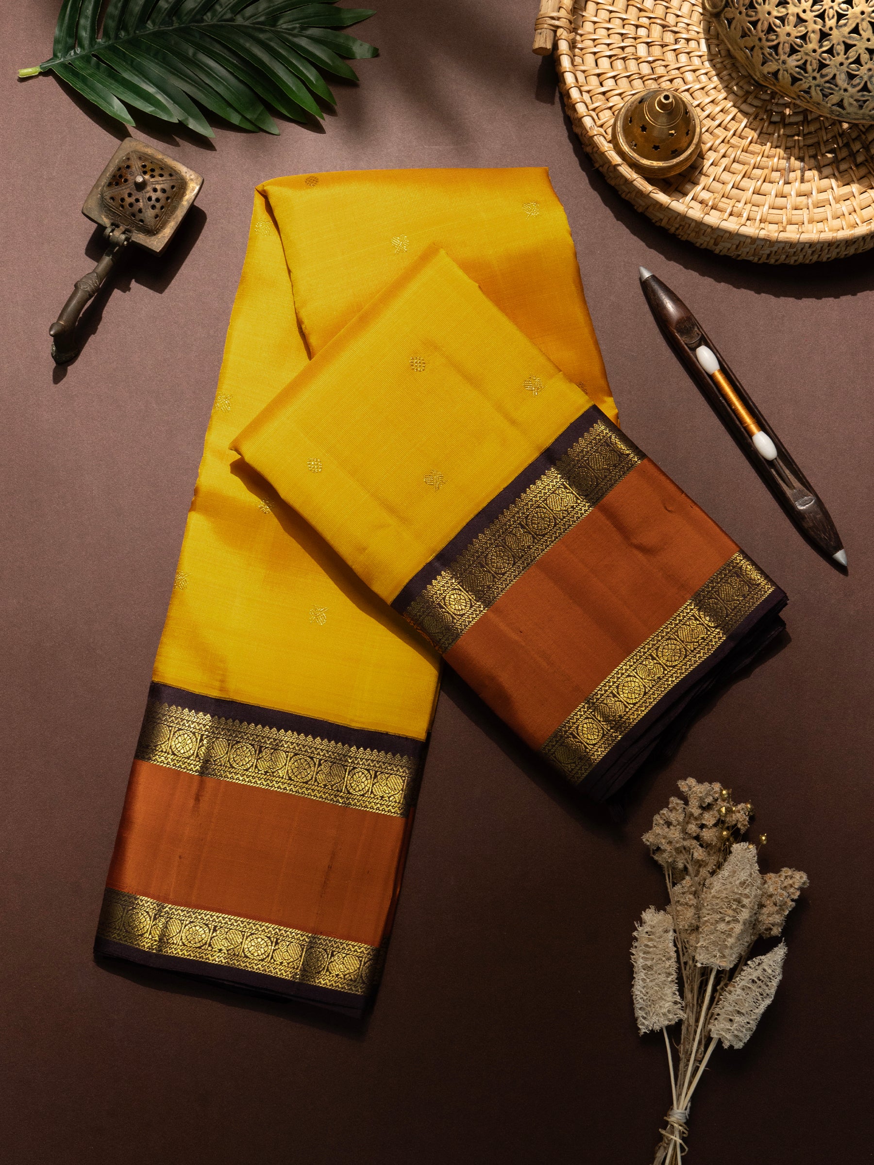 Mustard yellow with brown retta pet/Kanjivaram Saree CLSA8483