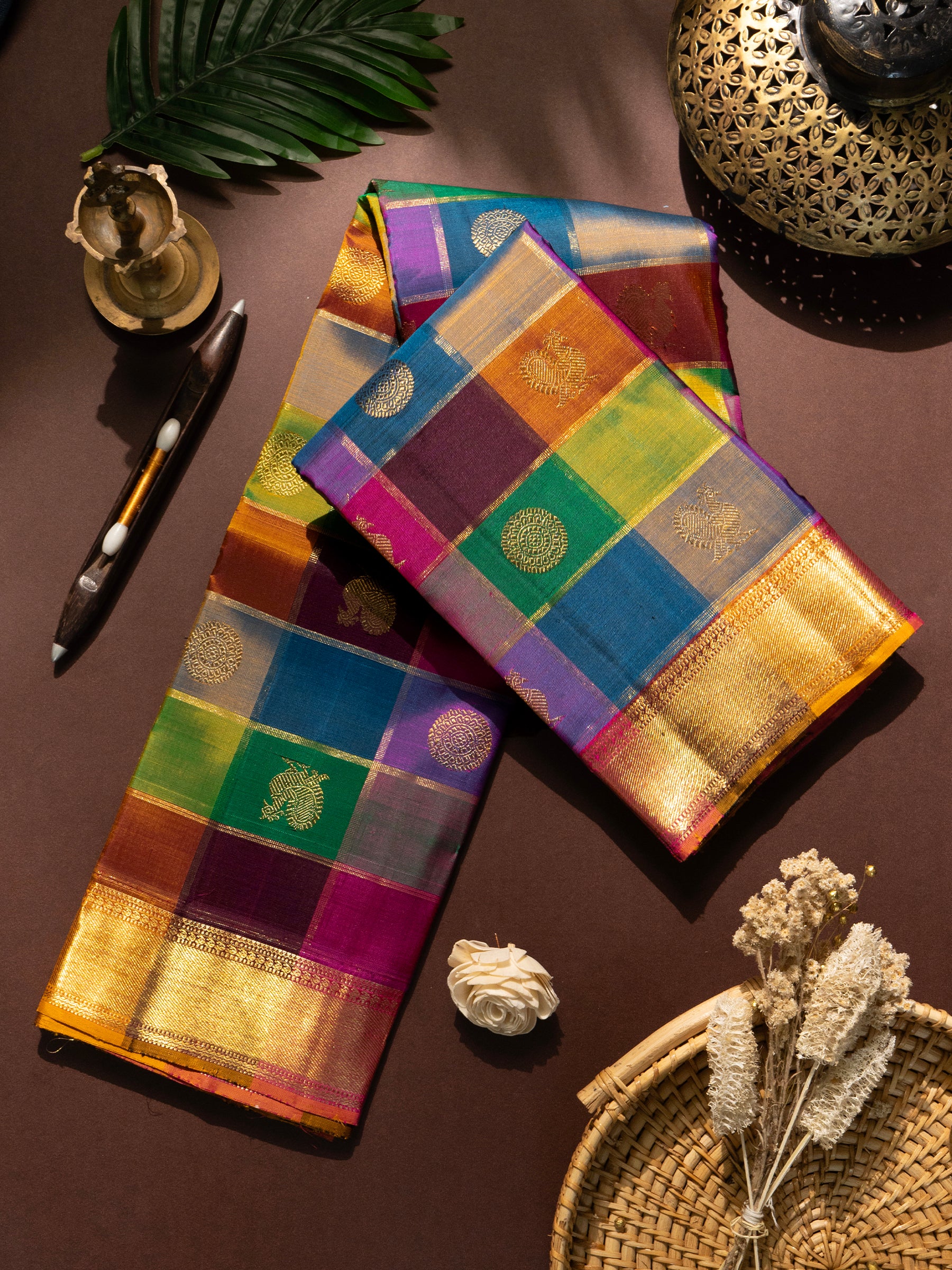 Paalum pazhamum checks getti border / Kanjipuram Saree CLSA8949
