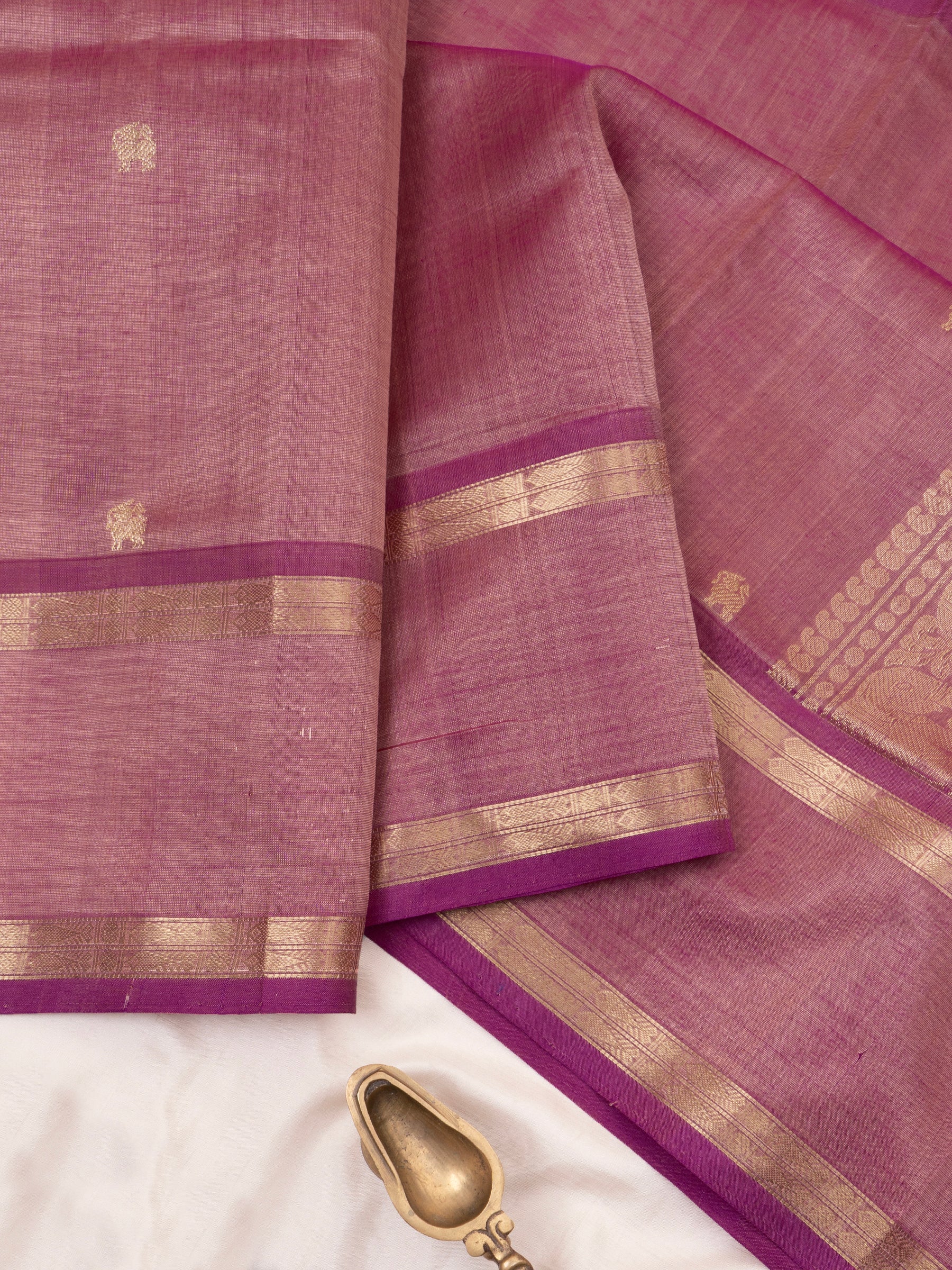 Onion pink rettapet border/ Silk Cotton Saree CLSA9678
