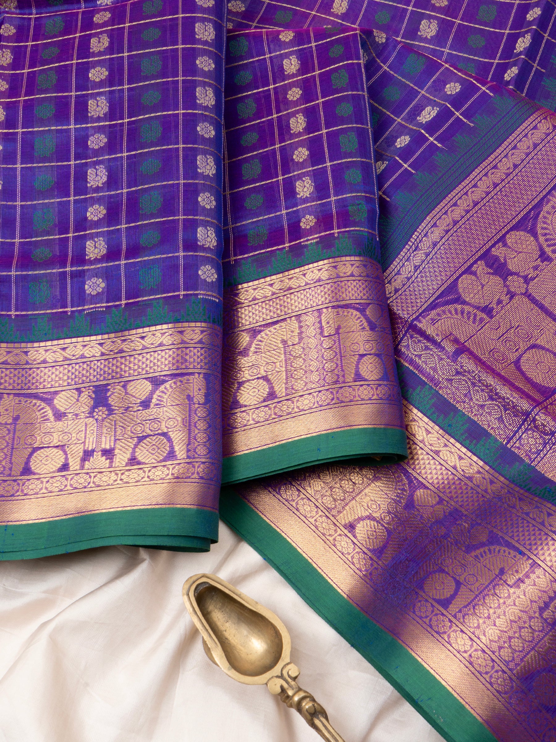 Purple lakshambutta/ Silk Cotton Saree CLSA9725