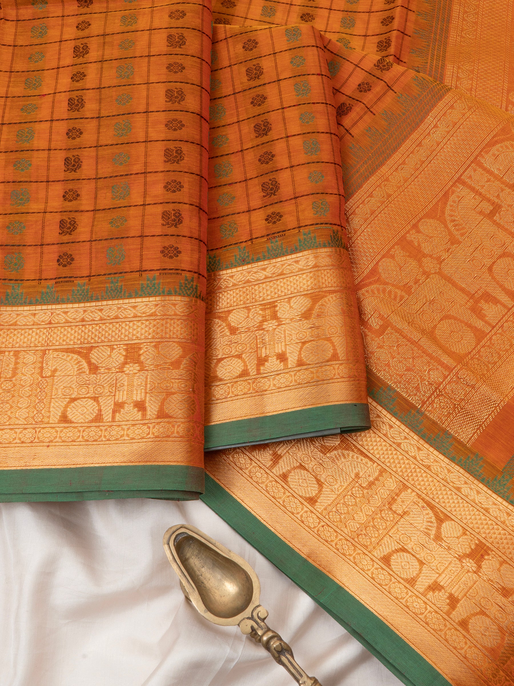 Orange lakshambutta / Silk Cotton Saree CLSA9726