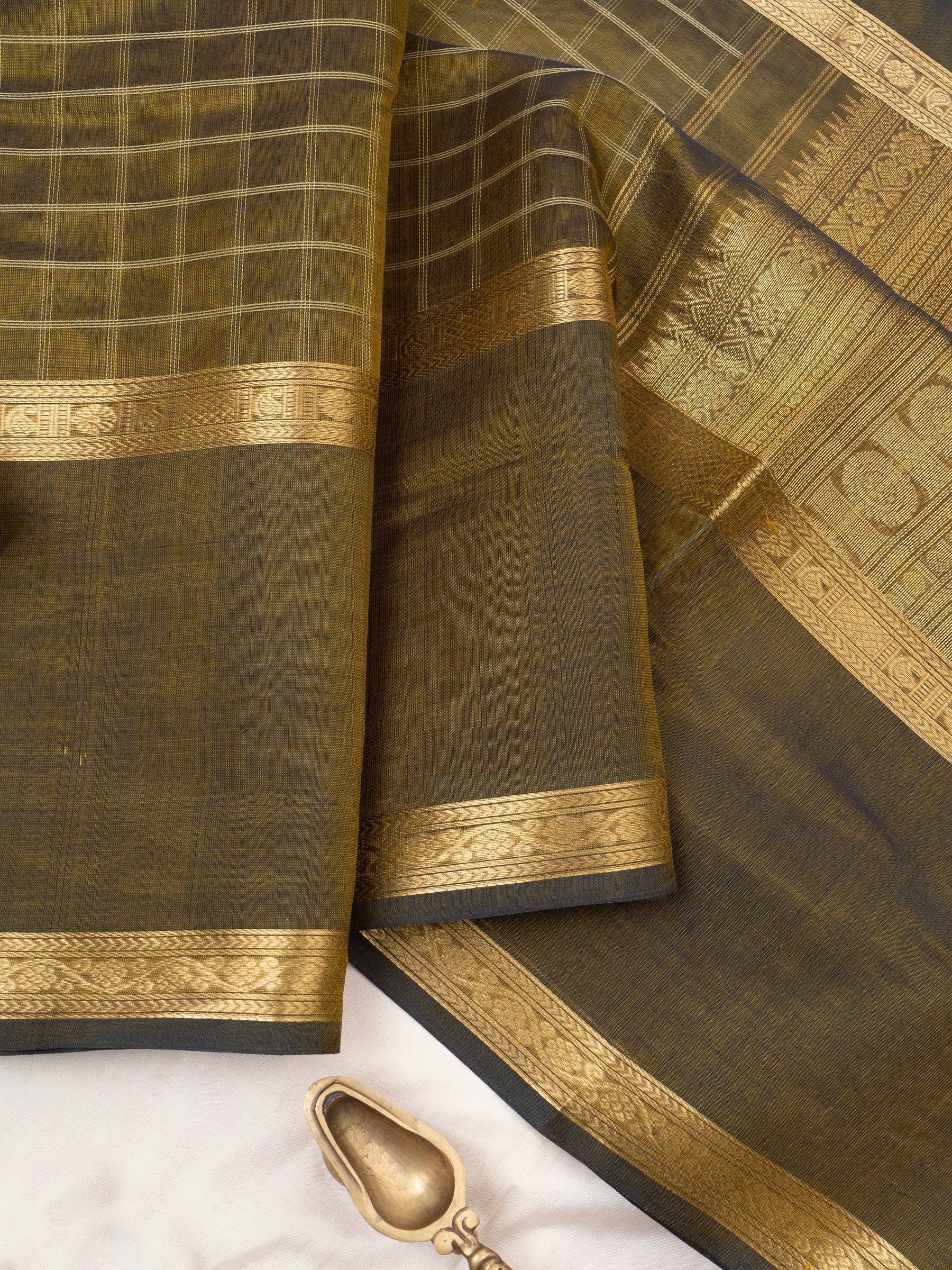 Green kattam - Unique pallu / Silk Cotton Saree CLSA9749