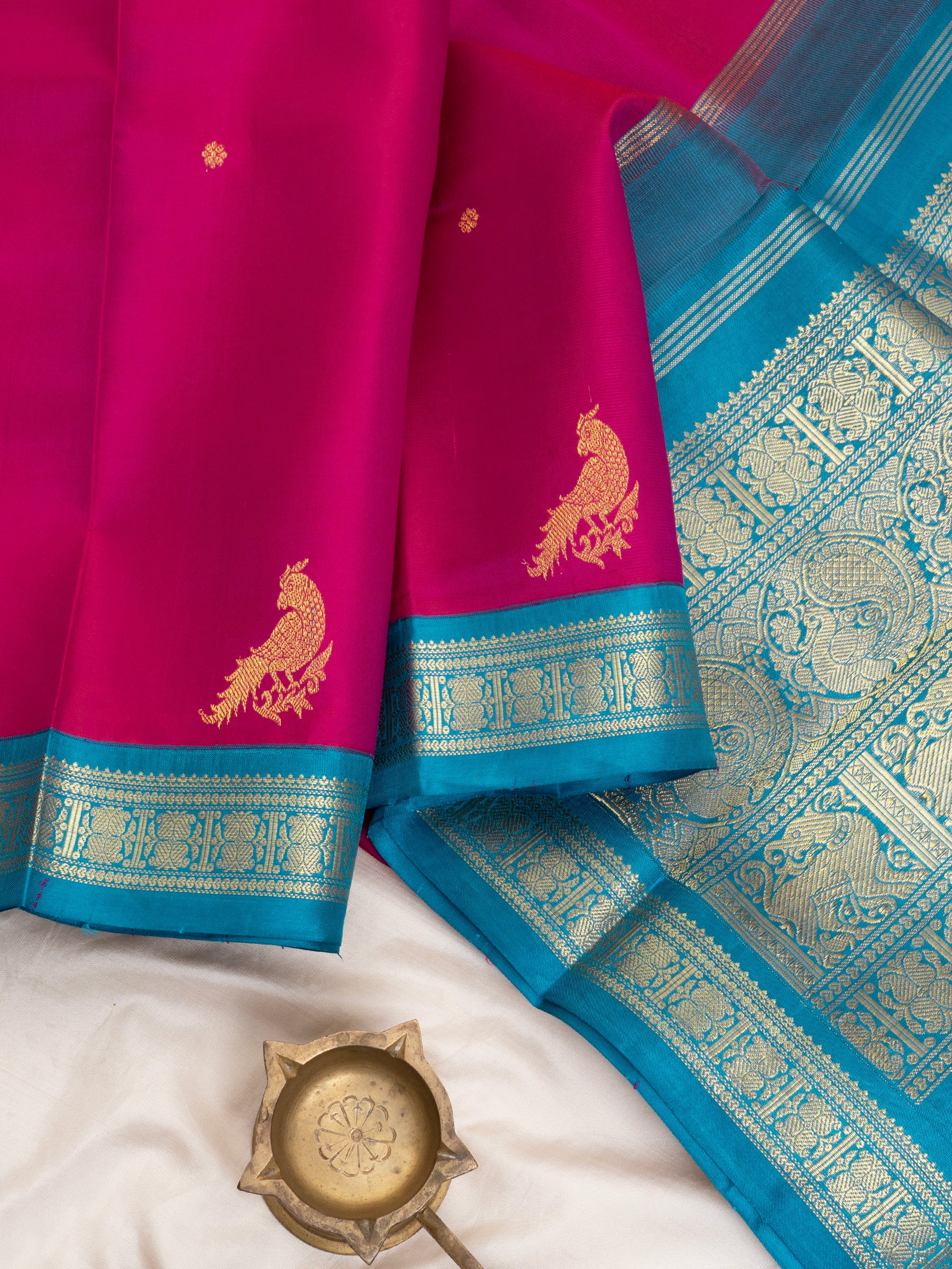 Panner roja pink and turquoise blue bettu butta/ Special Edition Silk CLSA9834