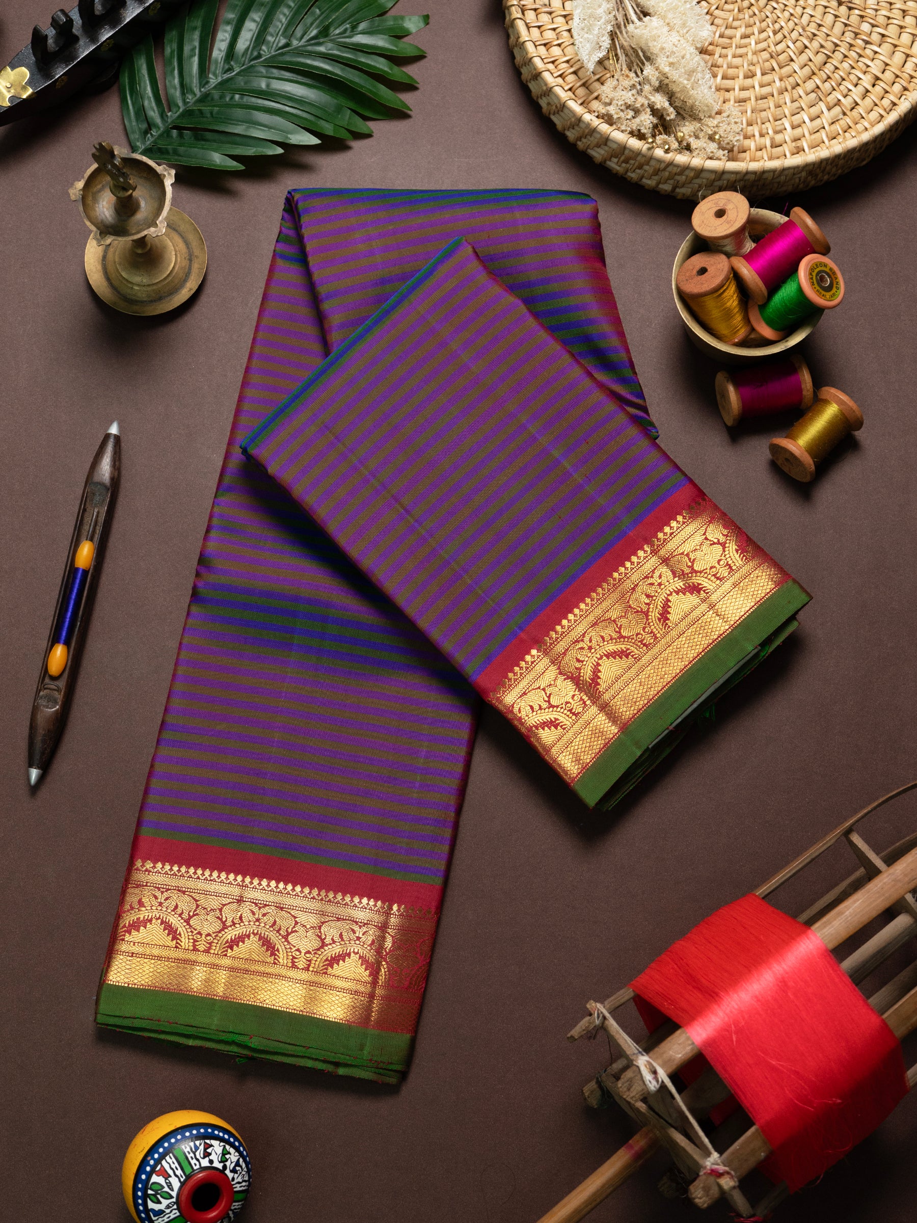 Purple vaalapoo savuku body getti border/ Kanjipuram Saree CLSA9871