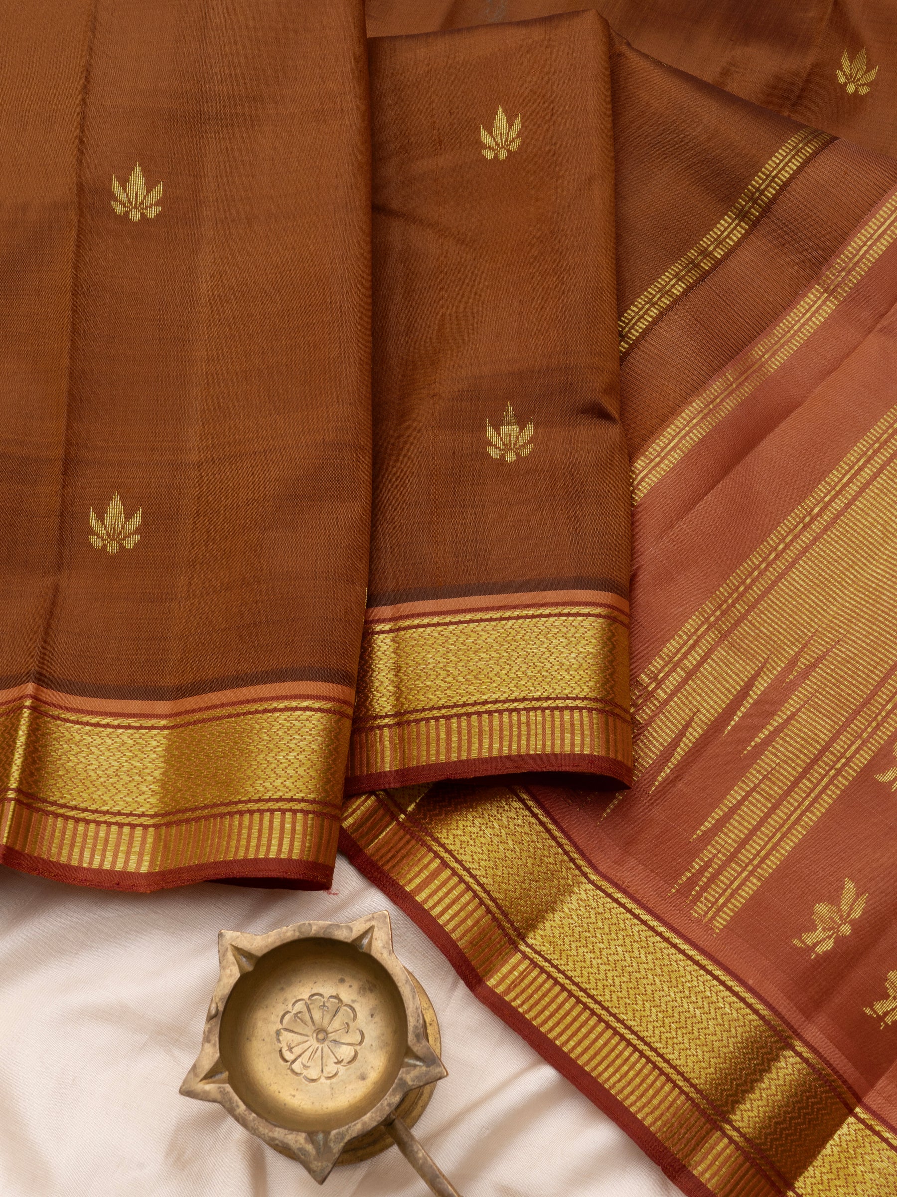 Chocolate brown Lotus butta / Arani Silk CLSA9934