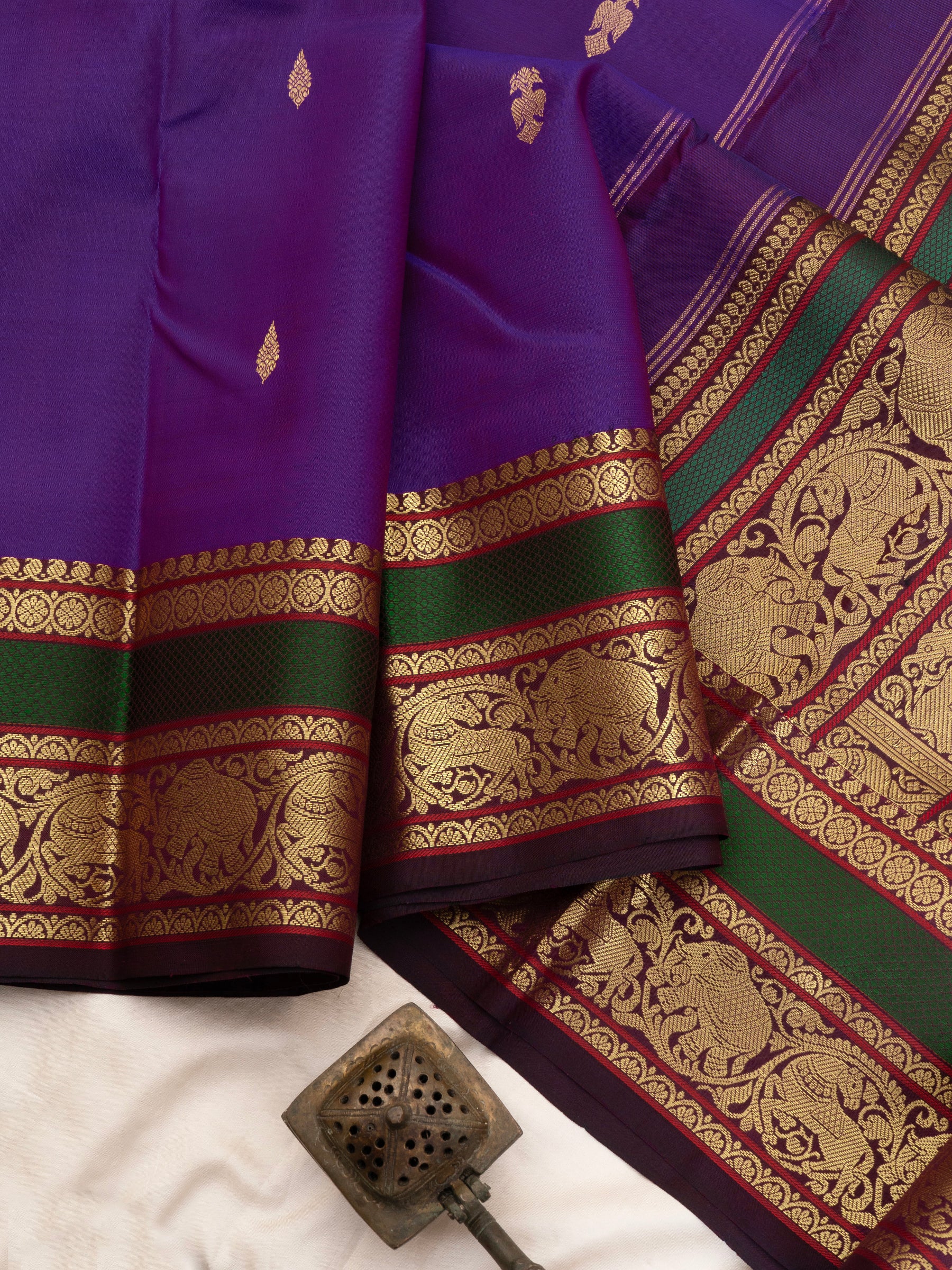Purple shot brown unique pallu/ Special Edition Silk CLSA9839