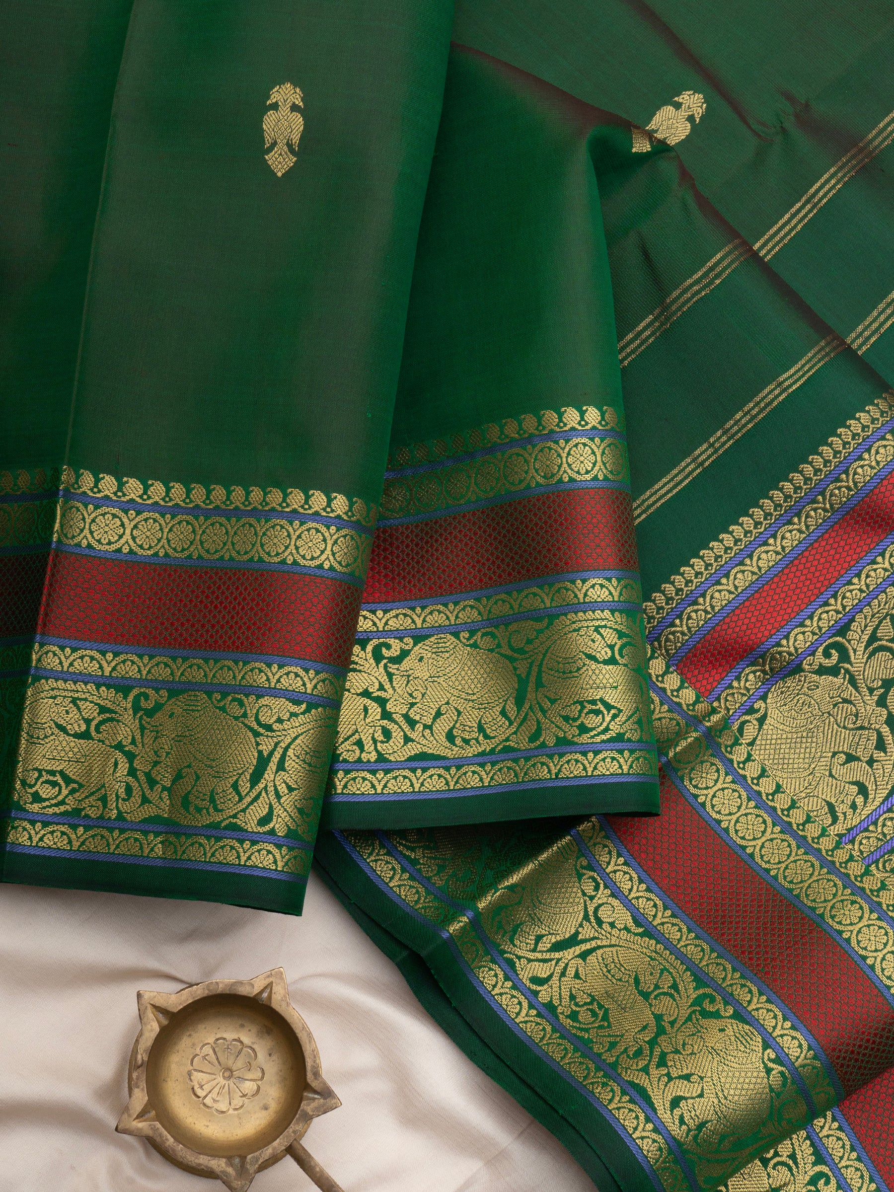 Green unique pallu / Special Edition Silk CLSA10201