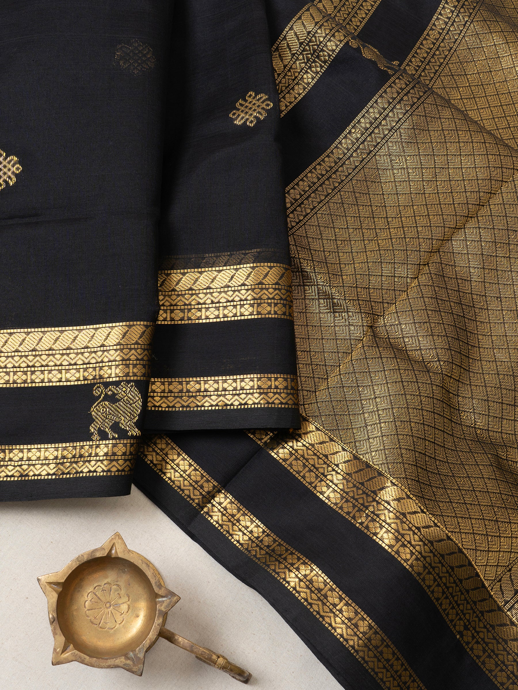 Black kolam butta / Silk Cotton Saree CLSA6382