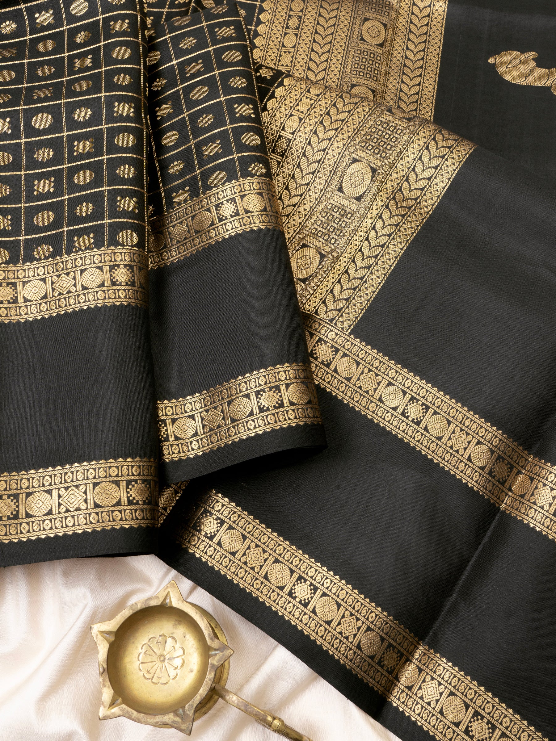Black kattam butta - kili pallu/ special edition kanjipuram silk CLSA5153