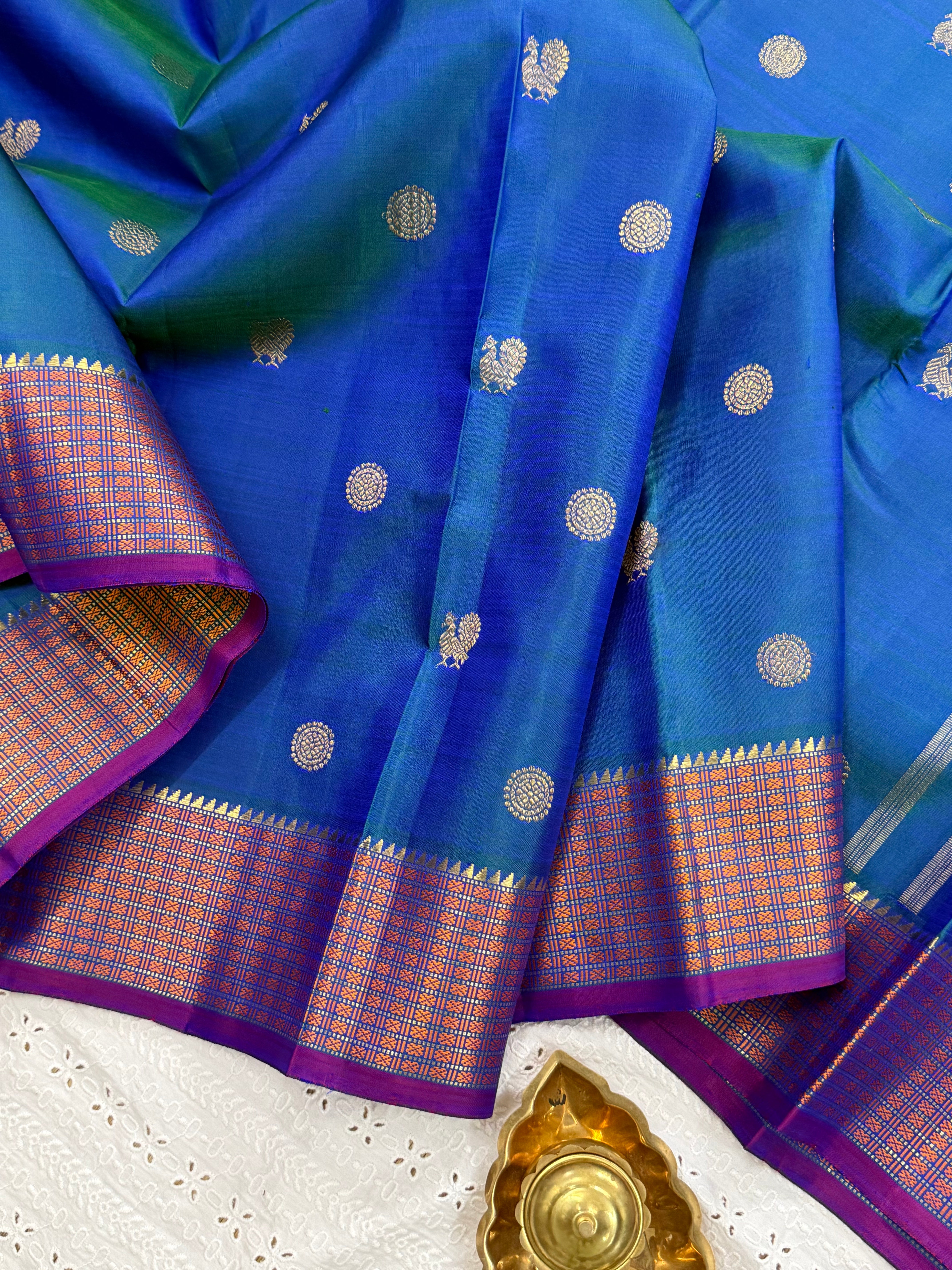 MAYILKAZHUTHU GETTI BORDER /KANJIPURAM SILK SAREE CLSA6704