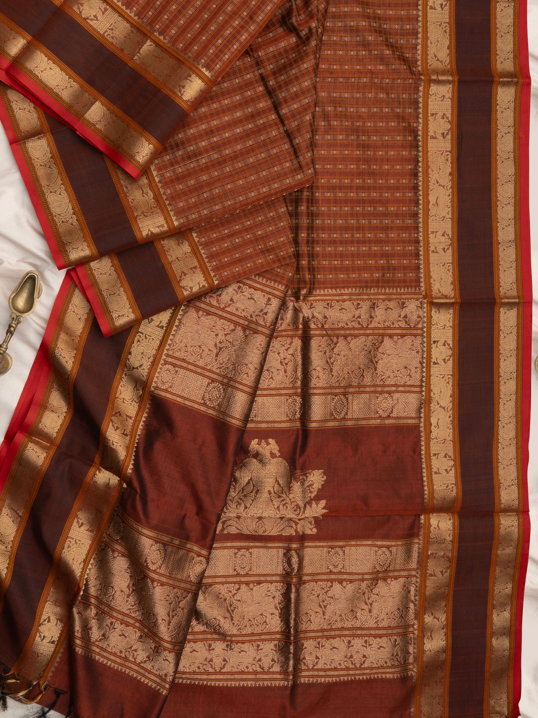 Brown vintage kattam butta unique pallu / Silk Cotton Saree CLSA10273