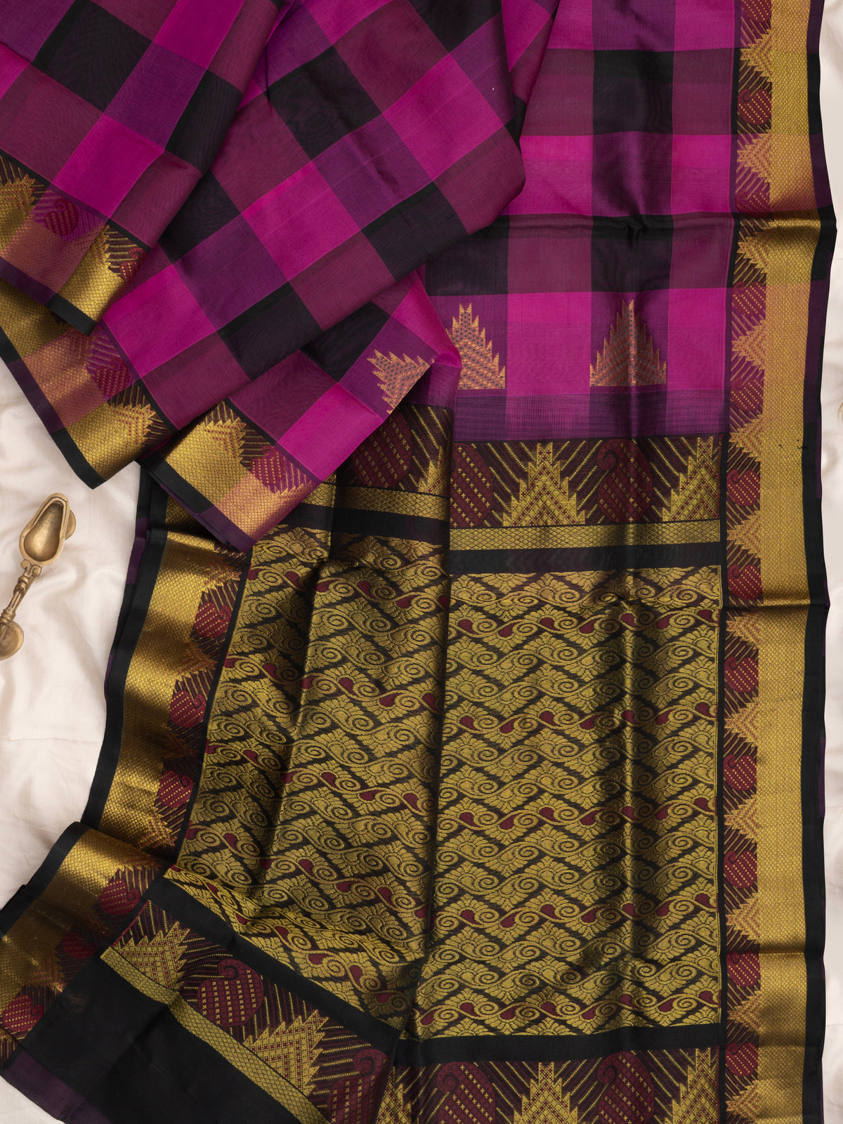 Pink and black kattam /Silk Cotton Saree CLSA10414