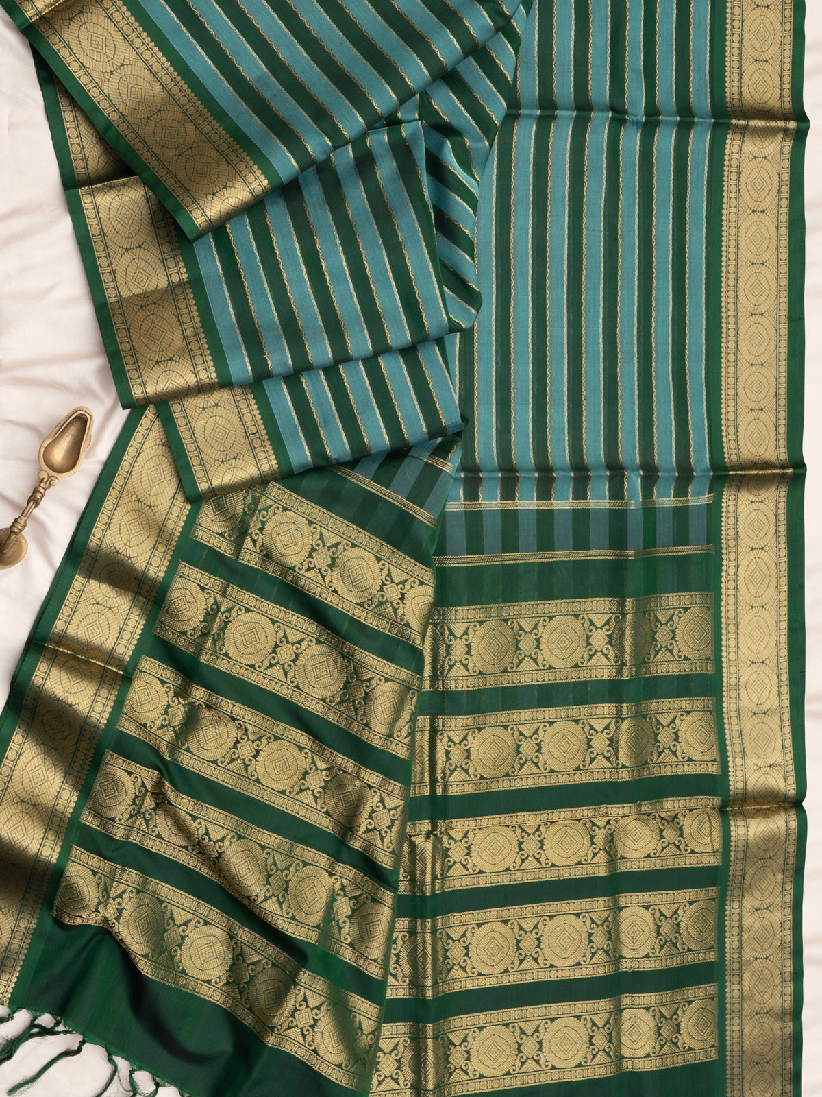 Veldhari Premium / Silk Cotton Saree CLSA11482