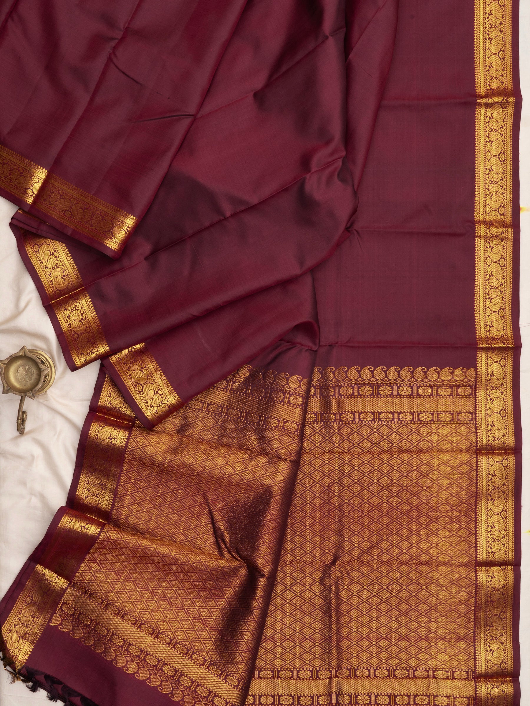 Deep Araku small border/ Arani Silk Saree