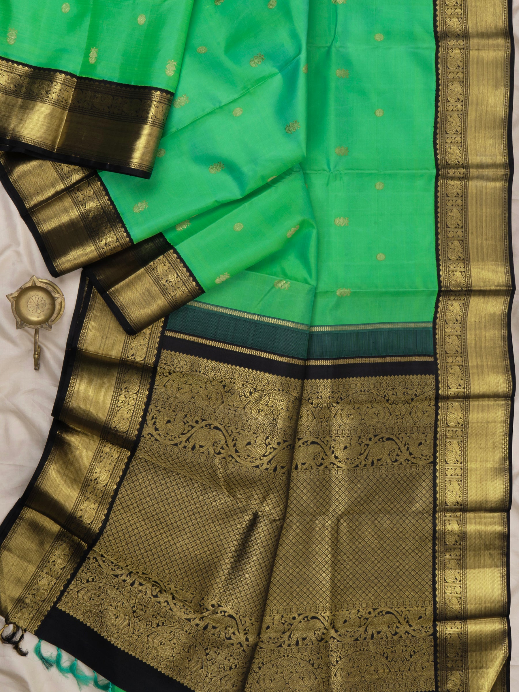 Rexona green and black kai korvai/ Kanjipuram silk Saree CLSA243