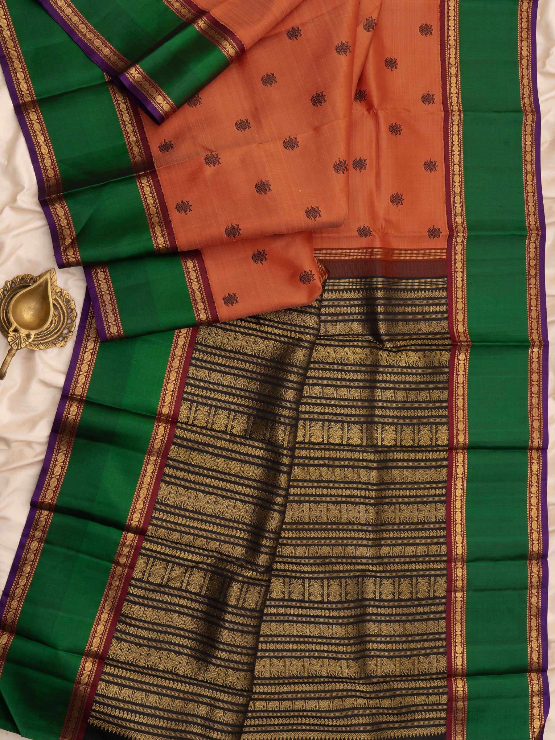 Rust and green black kai korvai/ Kanjipuram silk Saree CLSA4408