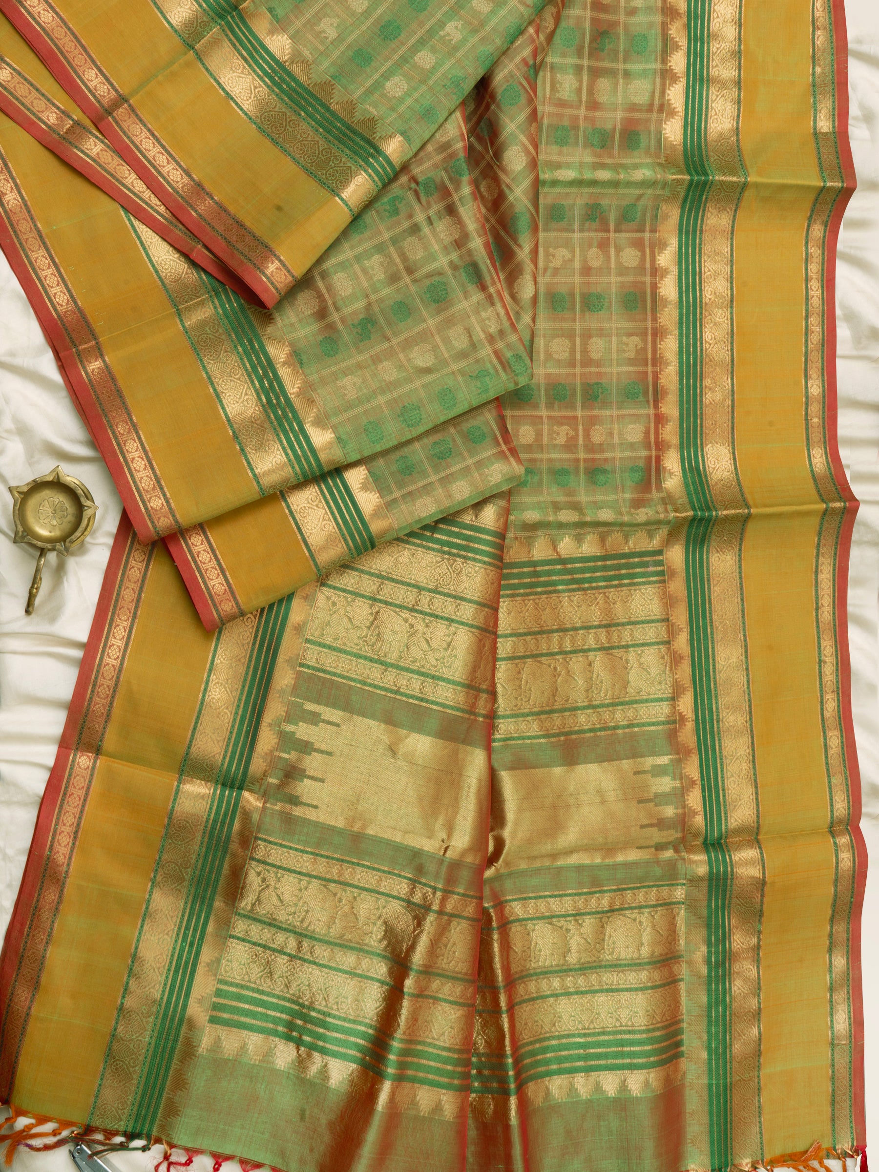 Green shot mustard kattam / Silk Cotton Saree CLSA4700