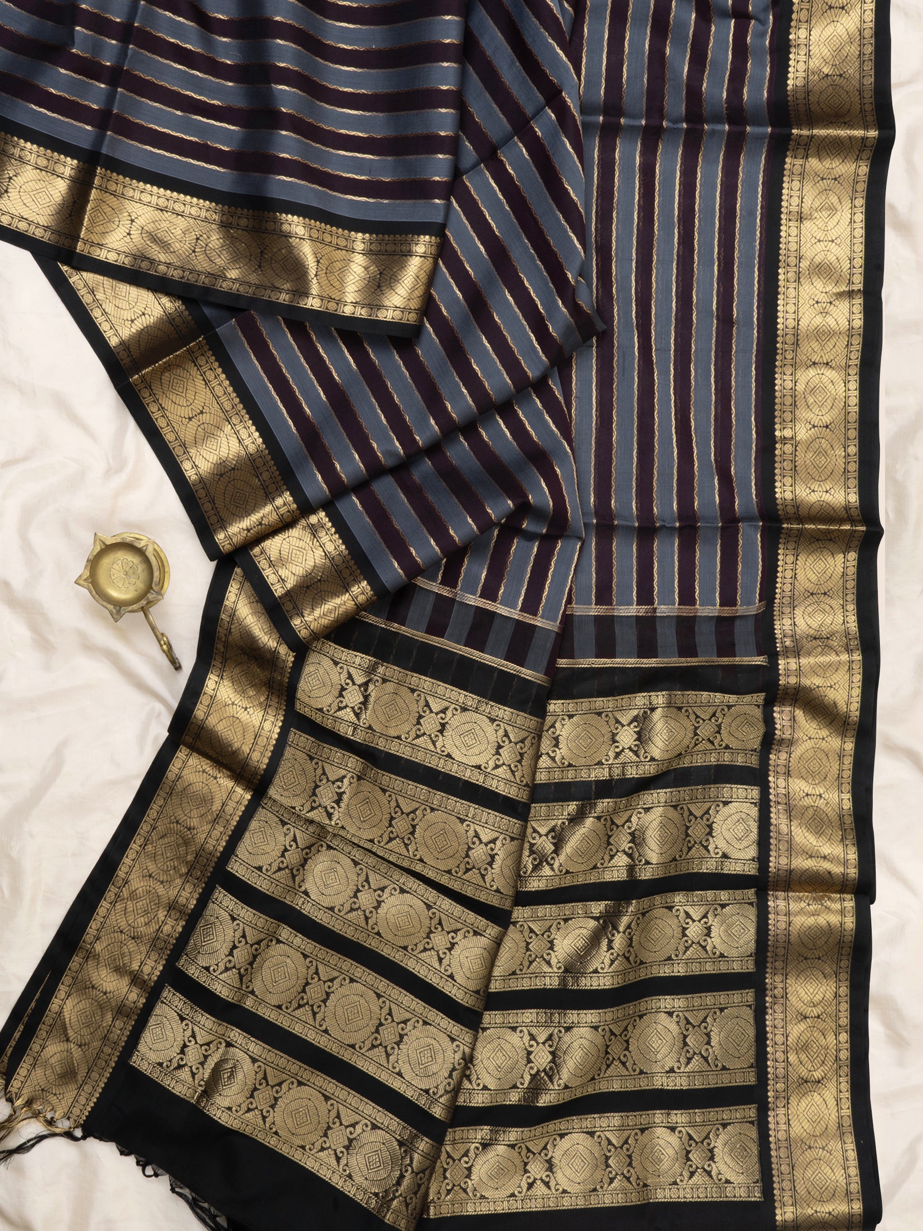 Veldhari grey and brown / Silk Cotton Saree CLSA