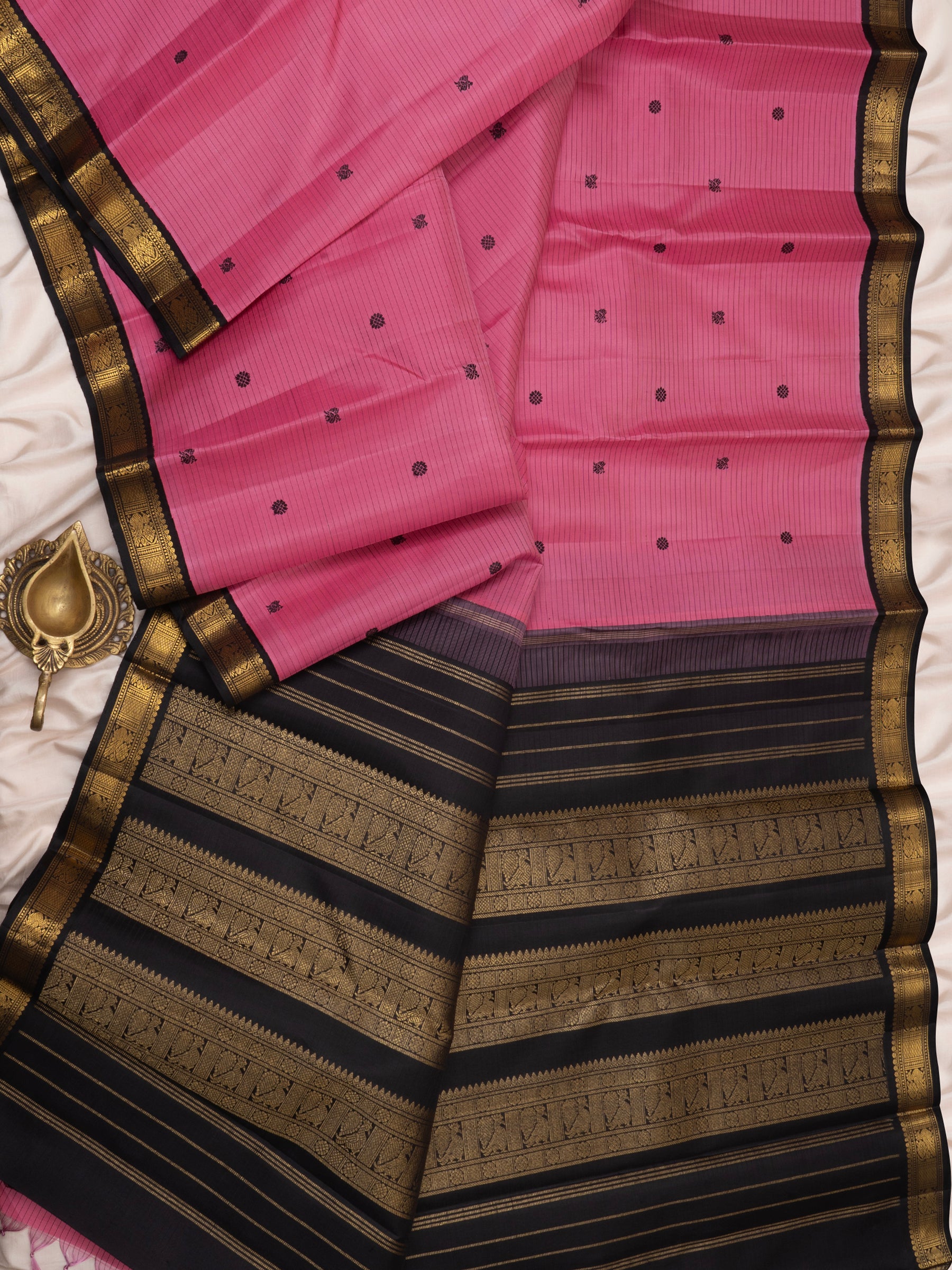 Pink and black kai korvai small border/ Kanjipuram silk Saree CLSA6107