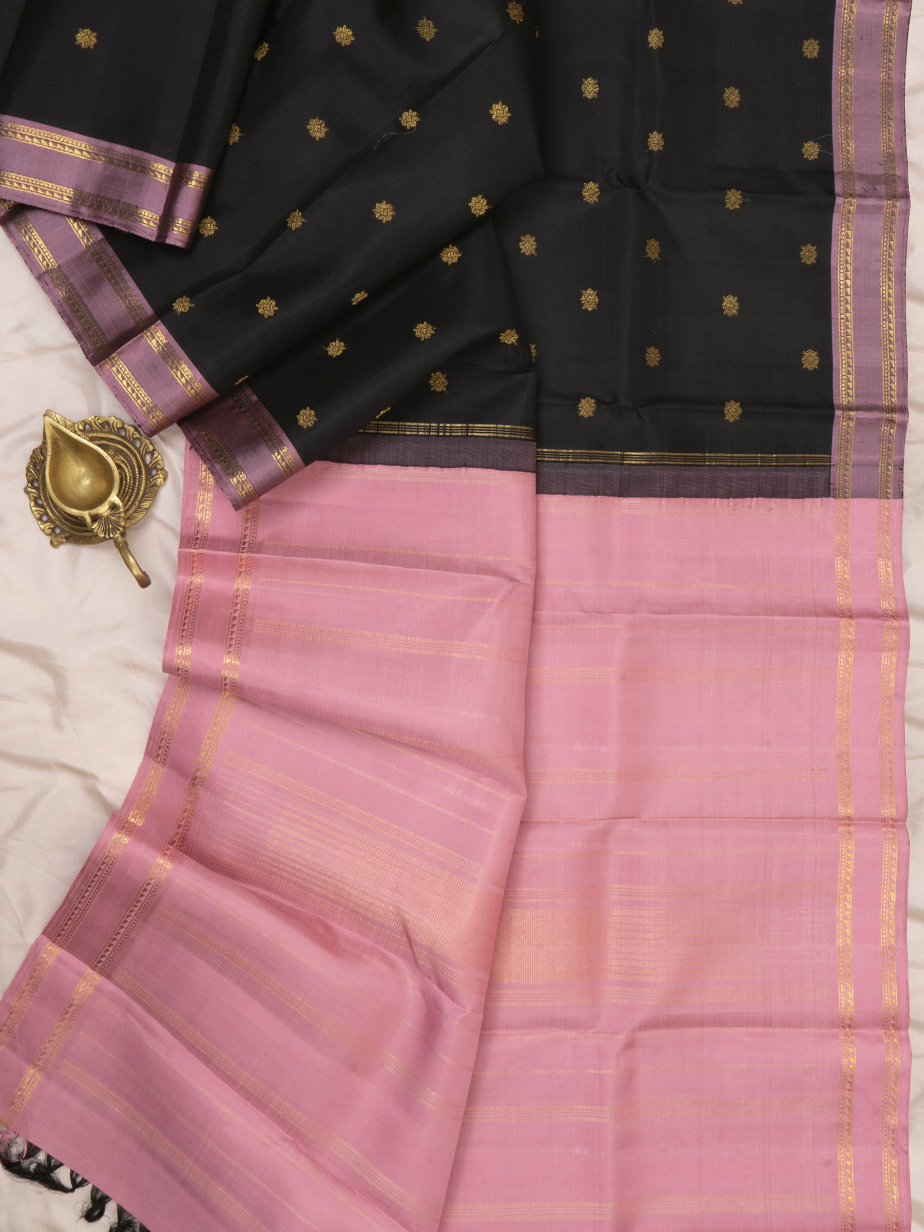 Black and dusky pink/Kanjivaram Silk Saree CLSA6223
