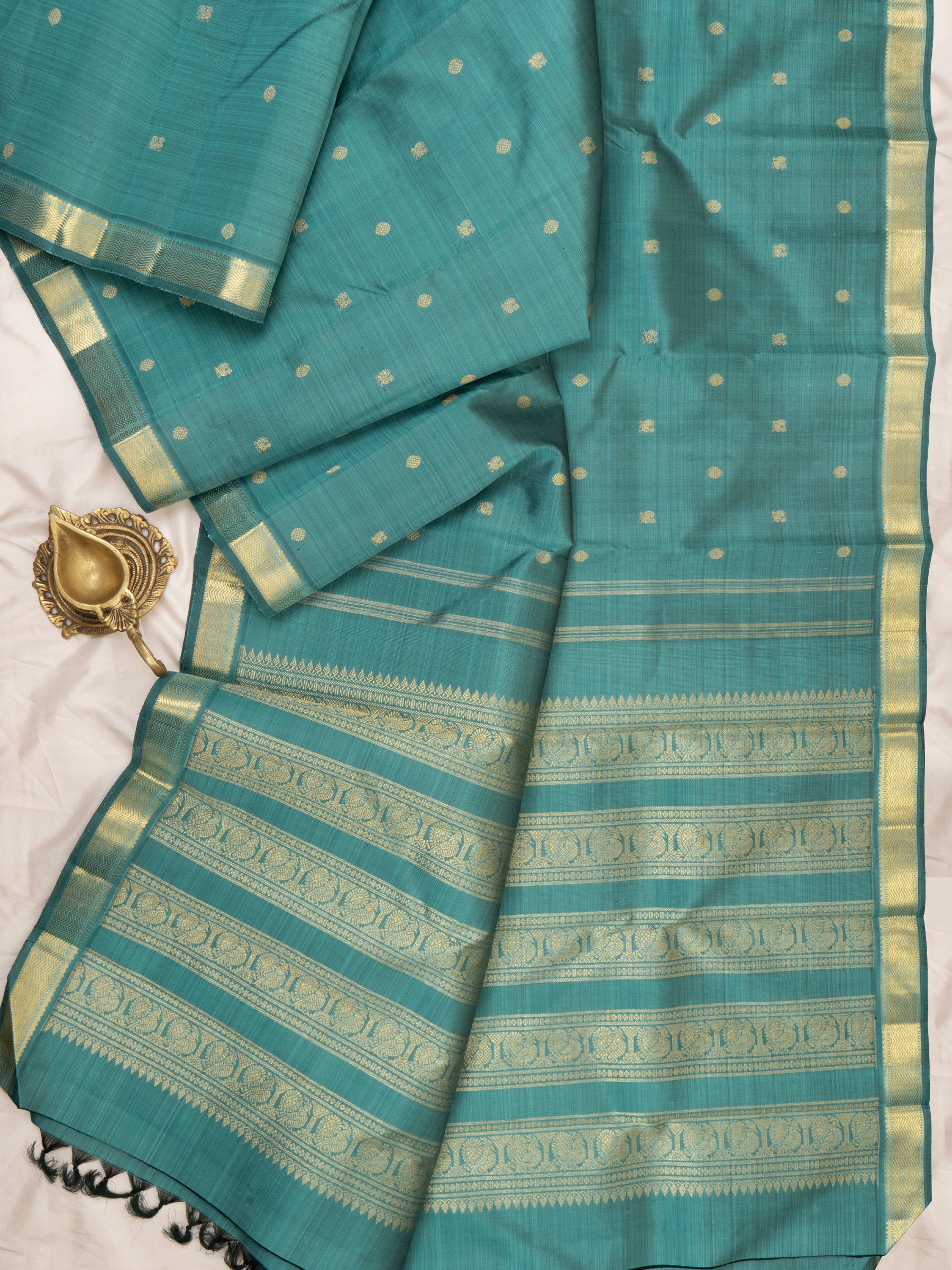 Teal shot sea green / Kanjivaram Silk Saree CLSA6344