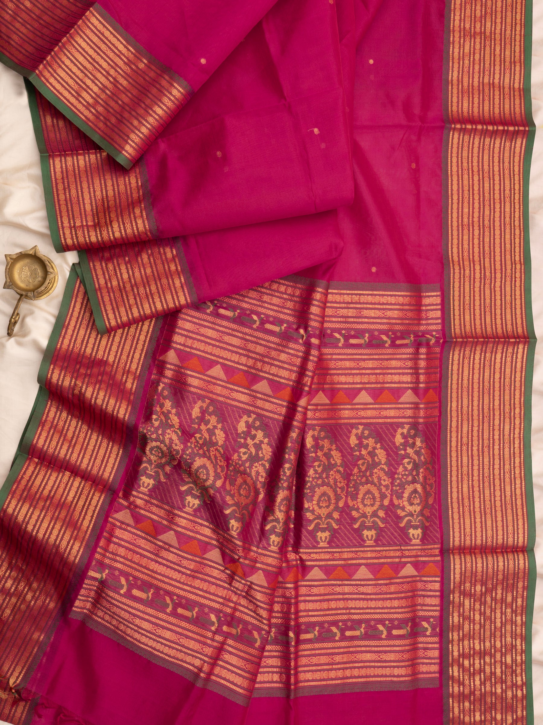 Pink varisapet border/ Silk Cotton Saree CLSA6626