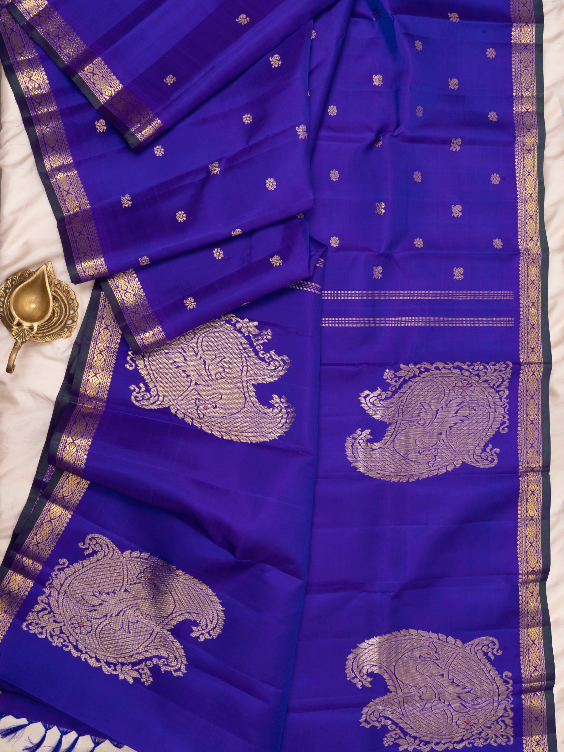 Royal blue corner Butta / Kanjipuram silk Saree CLSA6981