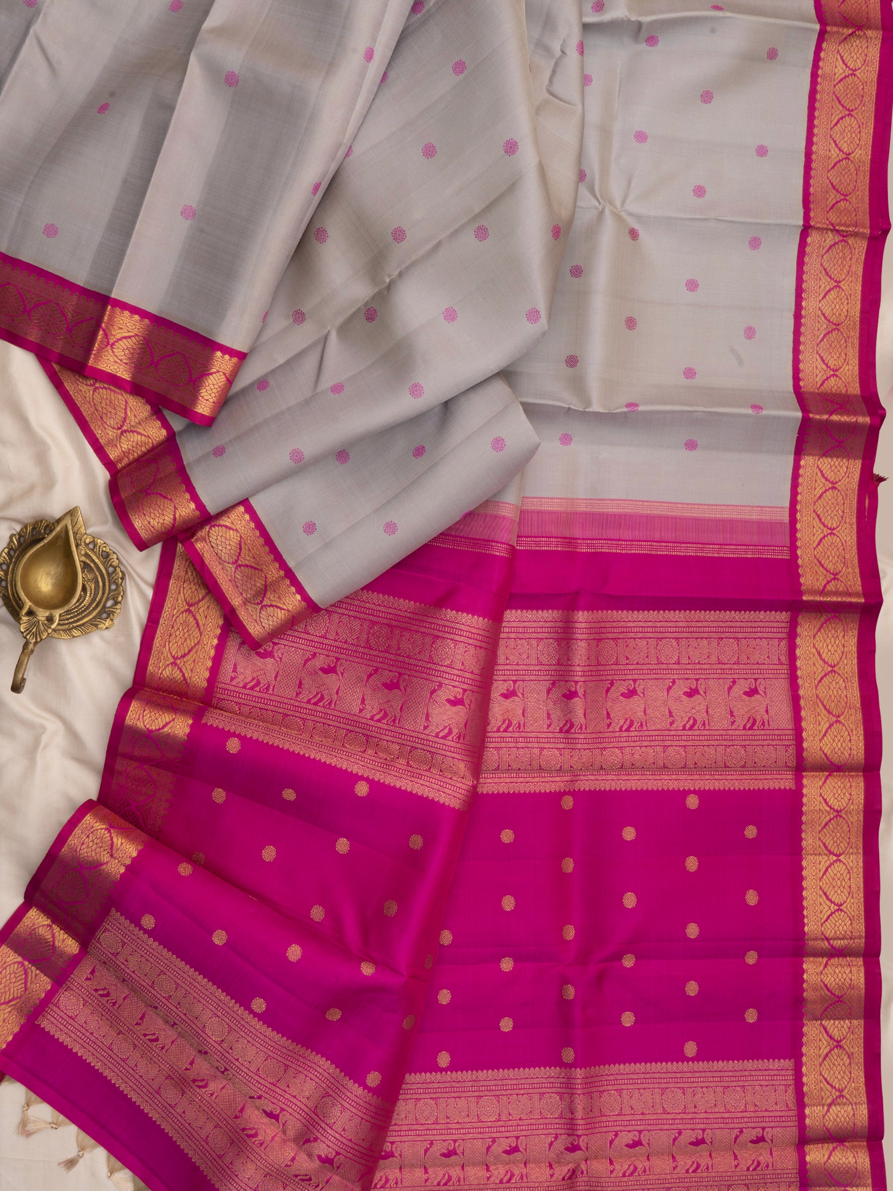 Grey and pink kai korvai/ Kanjipuram Silk Saree CLSA7157
