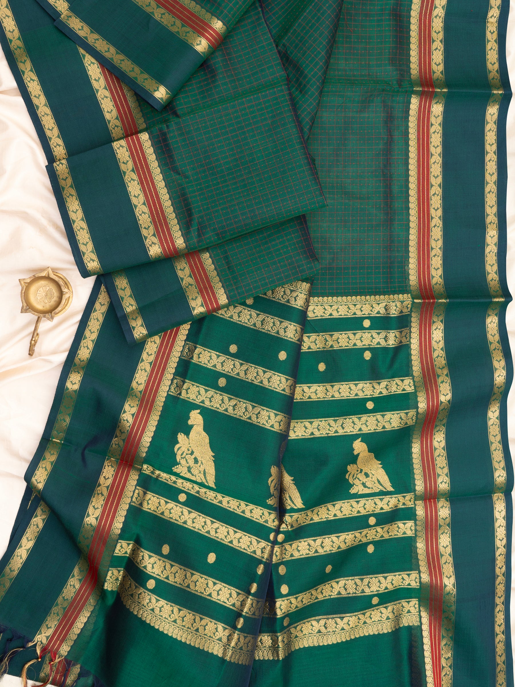 Green killi pallu / Silk Cotton Saree CLSA7269