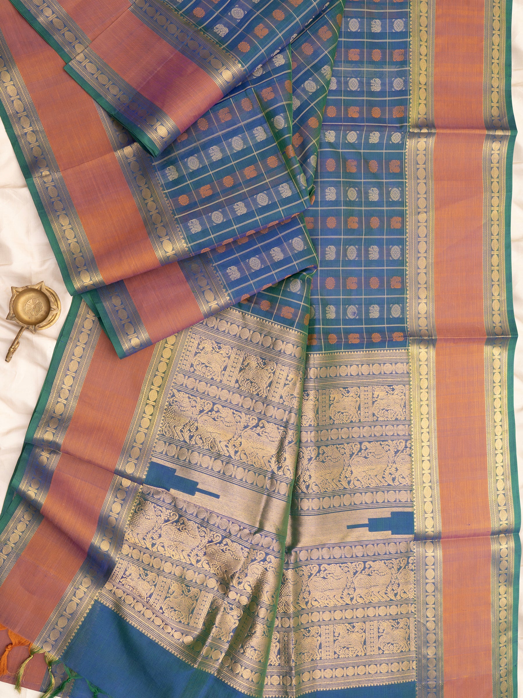 Mayilkazhuthu blue kattam multi butta / Silk Cotton Saree CLSA7315