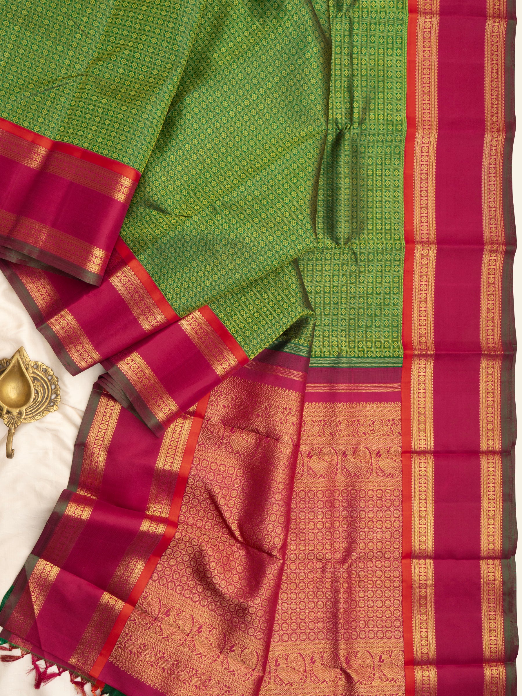 Laksham Butta Korvai Thread work Kanjipuram Silk Saree CLSA8299