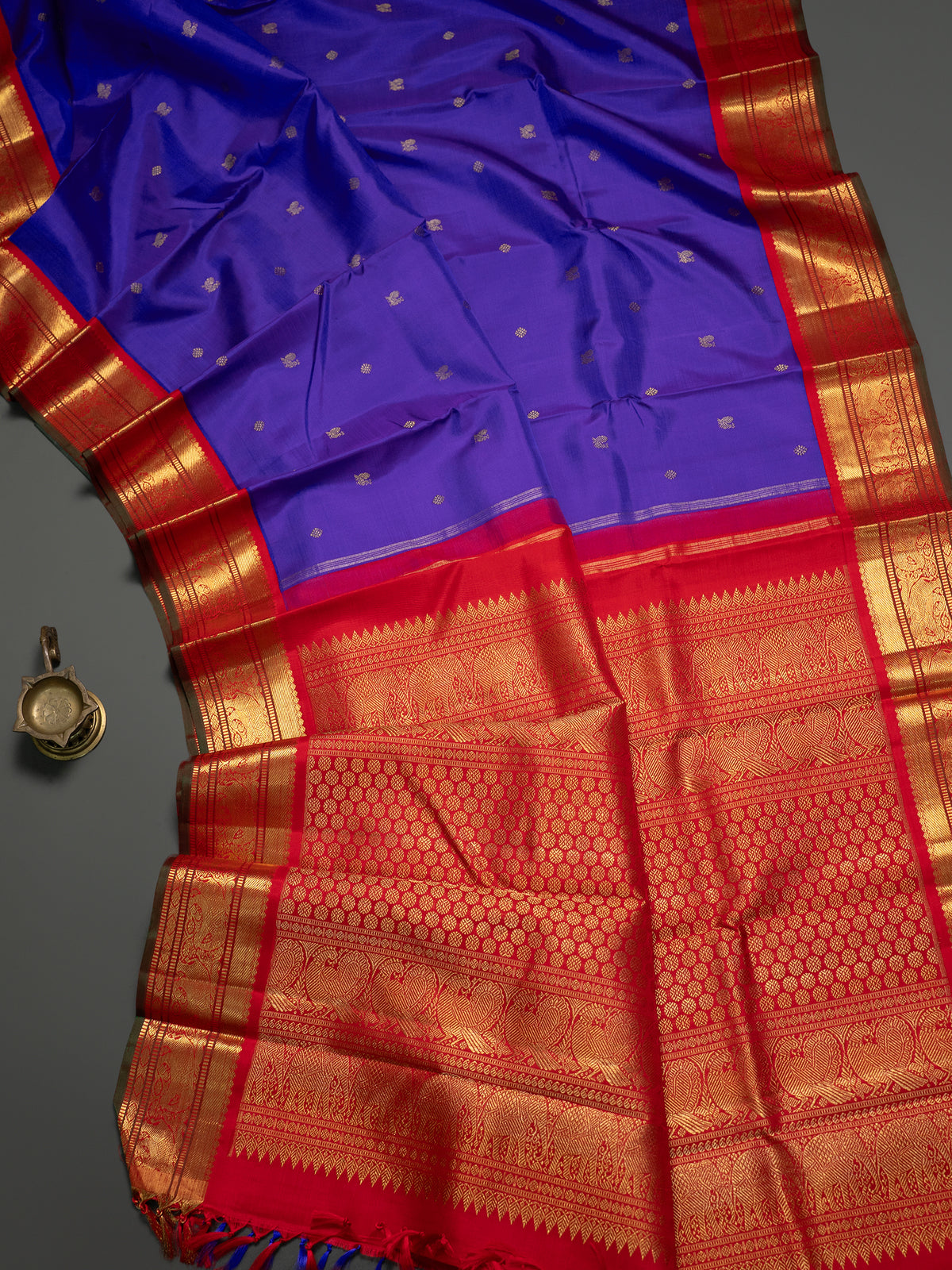 Ink blue and red kai korvai/ Kanjipuram Silk Saree CLSA8050