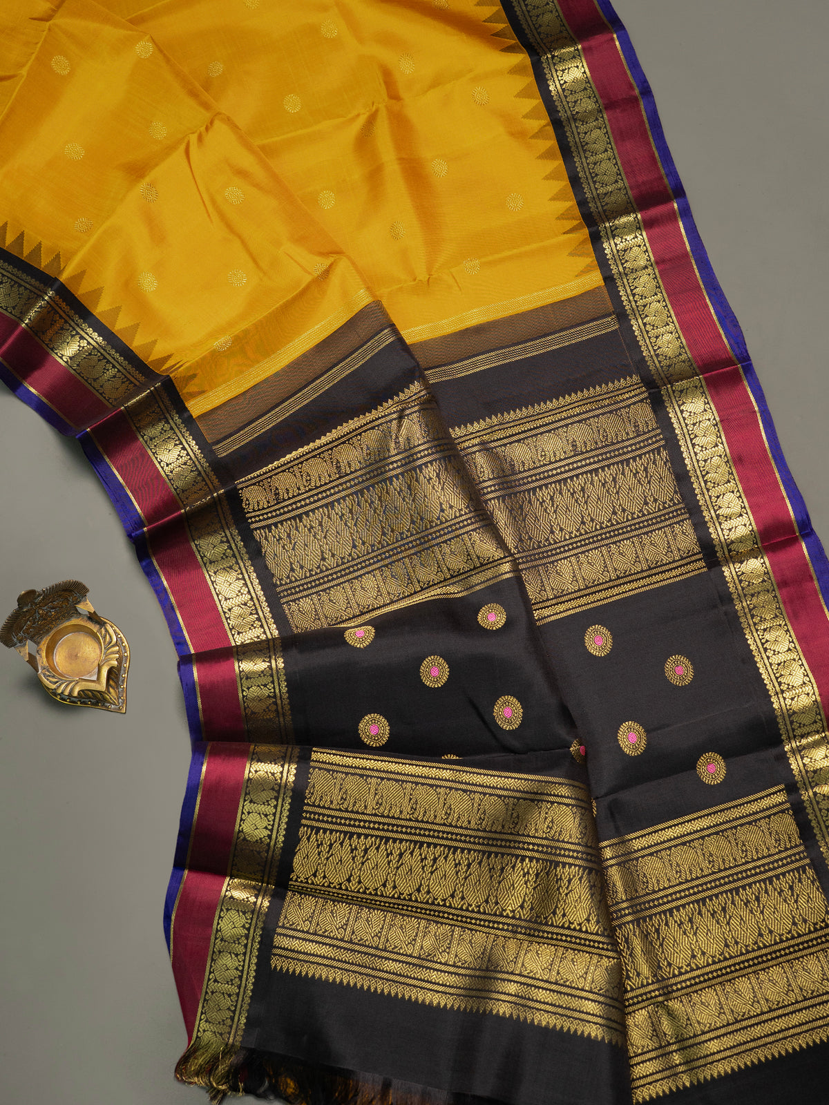 Yellow Kai Korvai /Kanjipuram Silk Saree CLSA8175