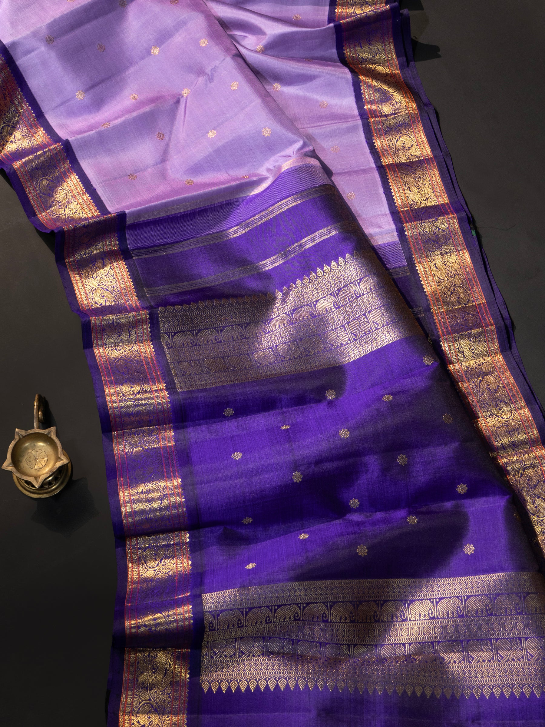 Lavender Kai Korvai. /Kanjipuram Silk Saree CLSA8458