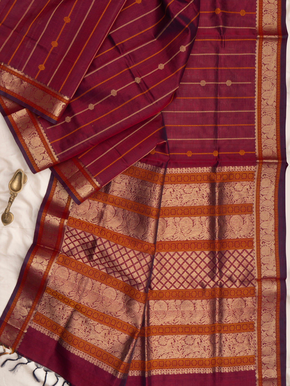 Araku veldari style stripes / Silk Cotton Saree CLSA9536