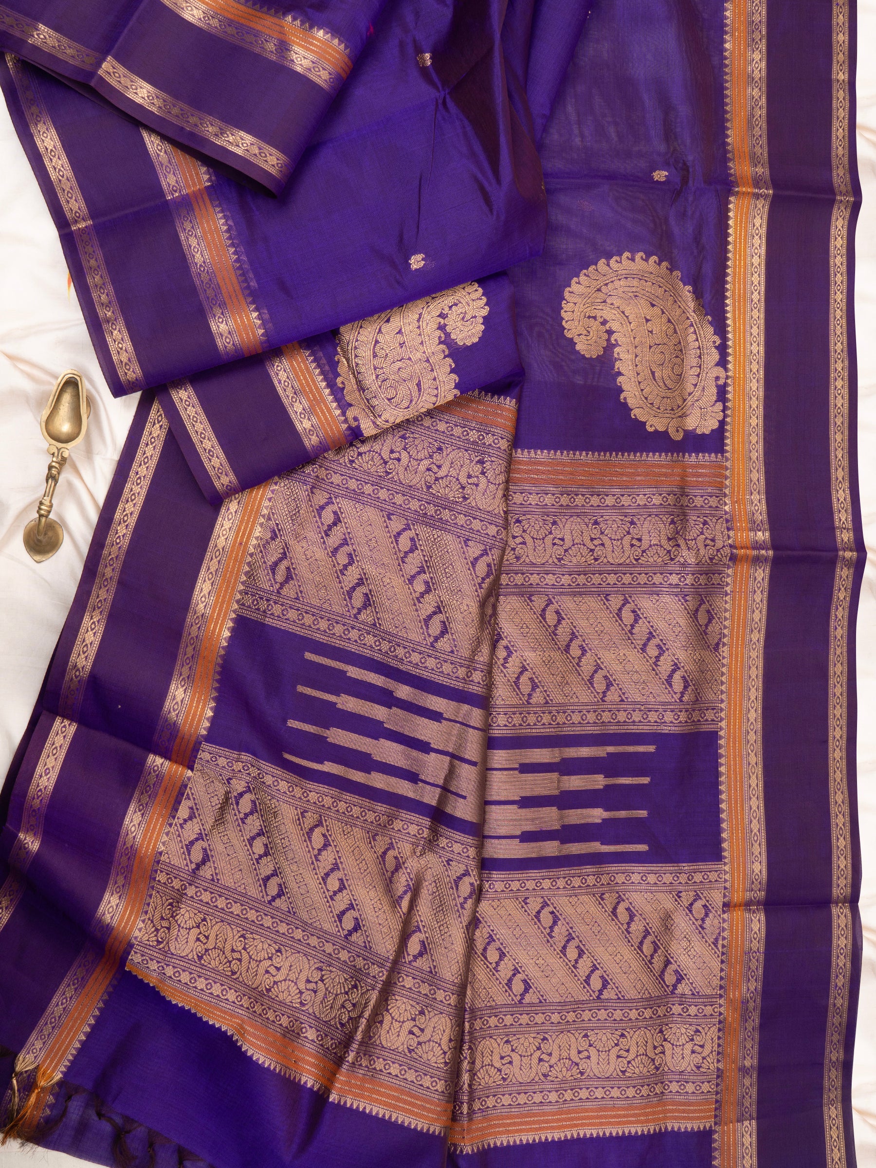 Purple corner butta / Silk Cotton Saree CLSA9695