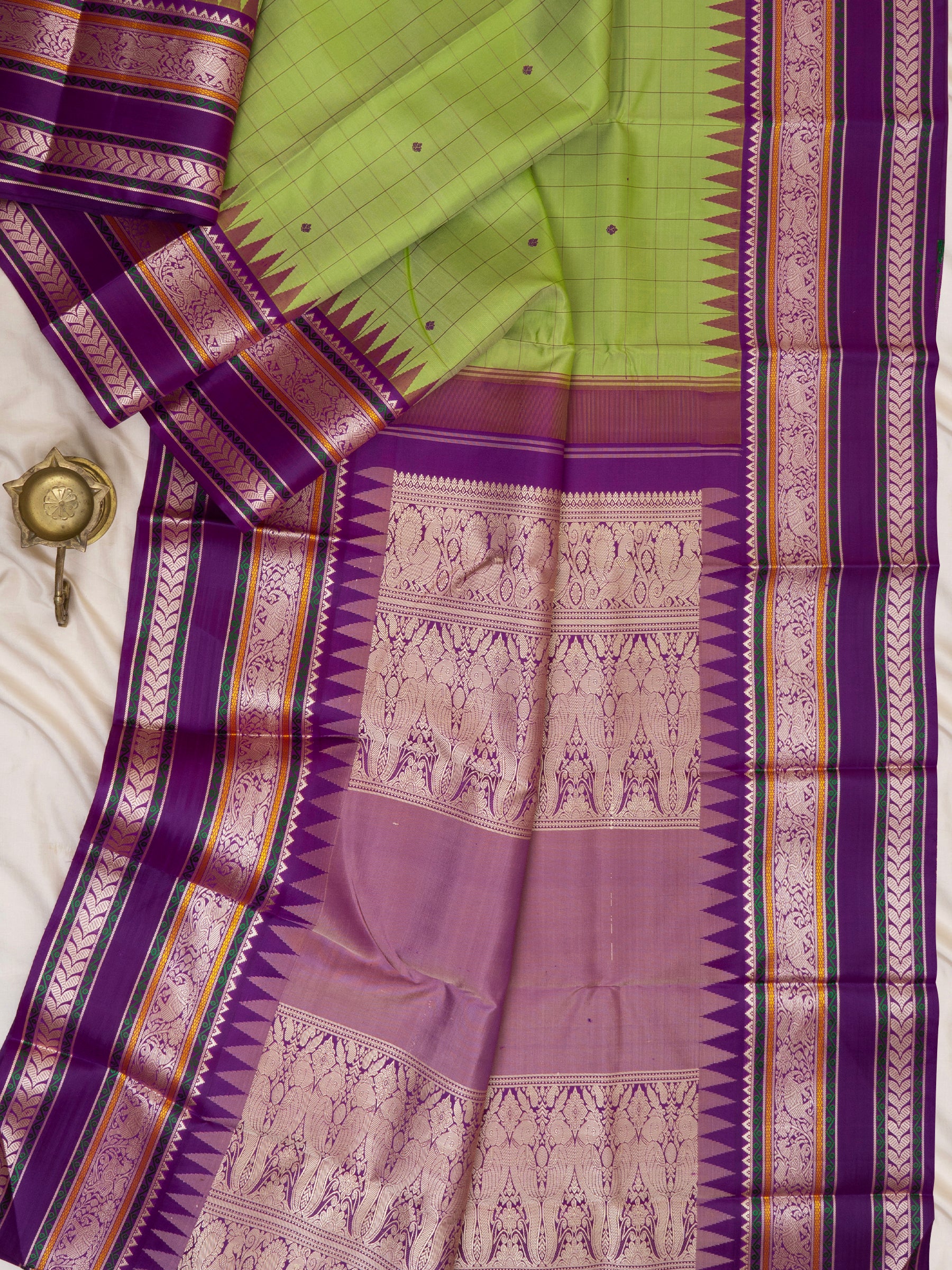 Green and purple thread work / Special Edition Silk CLSA9848