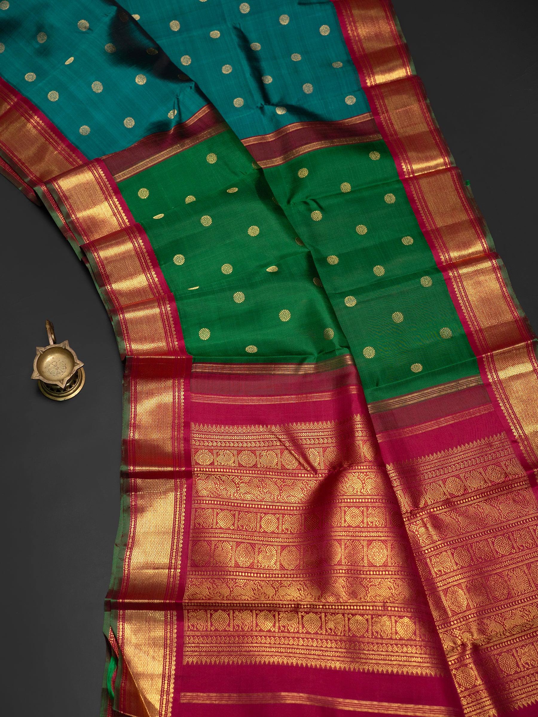 Double Palla Korvai / Kanjipuram Silk Saree CLSA9910